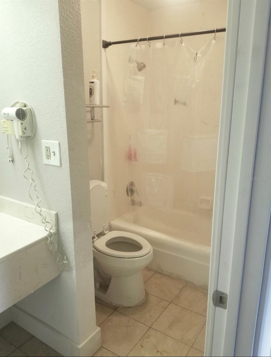 SARASOTA CAY CLUB CONDO - Residential