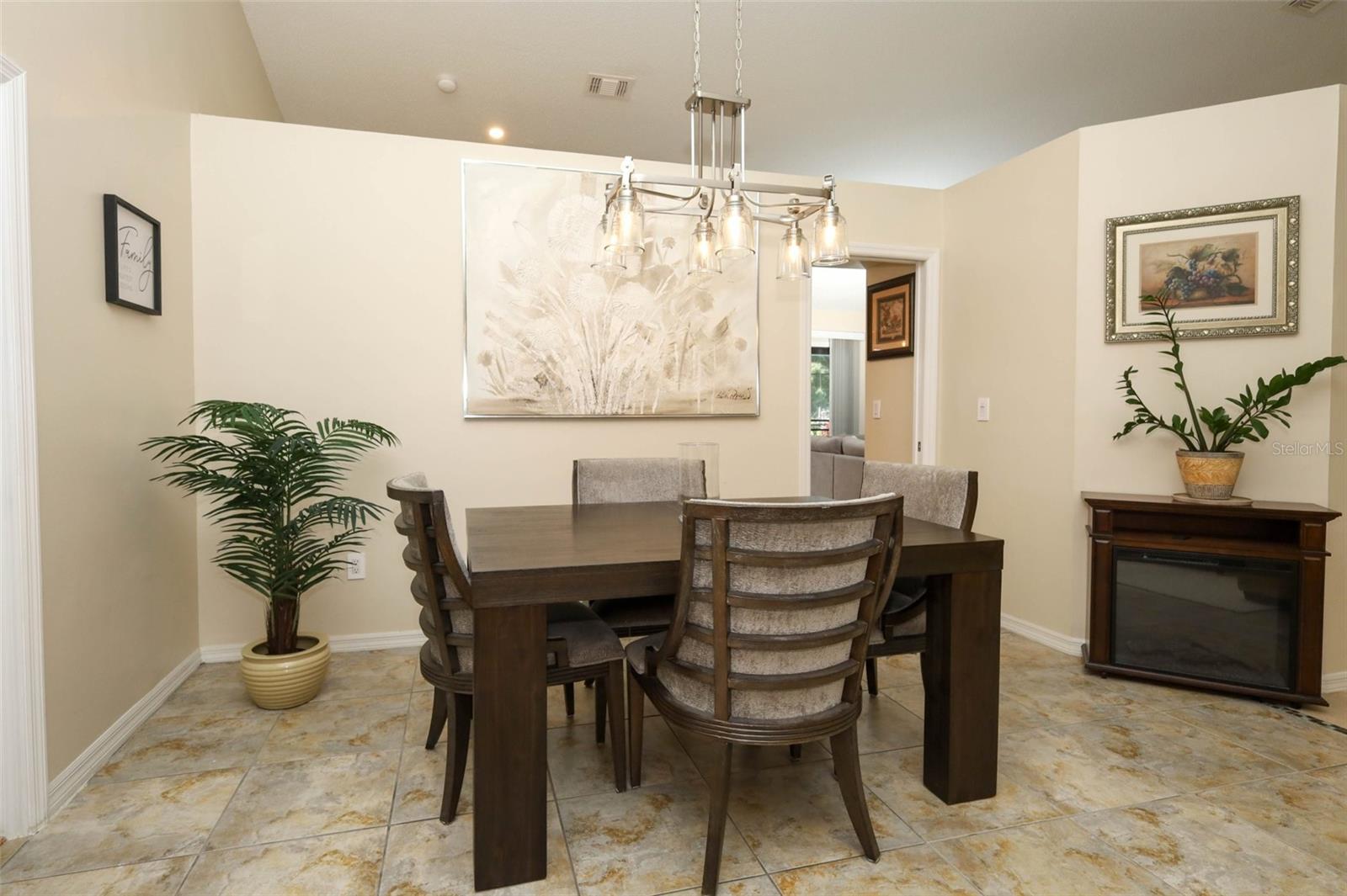 DEERWOOD - Residential
