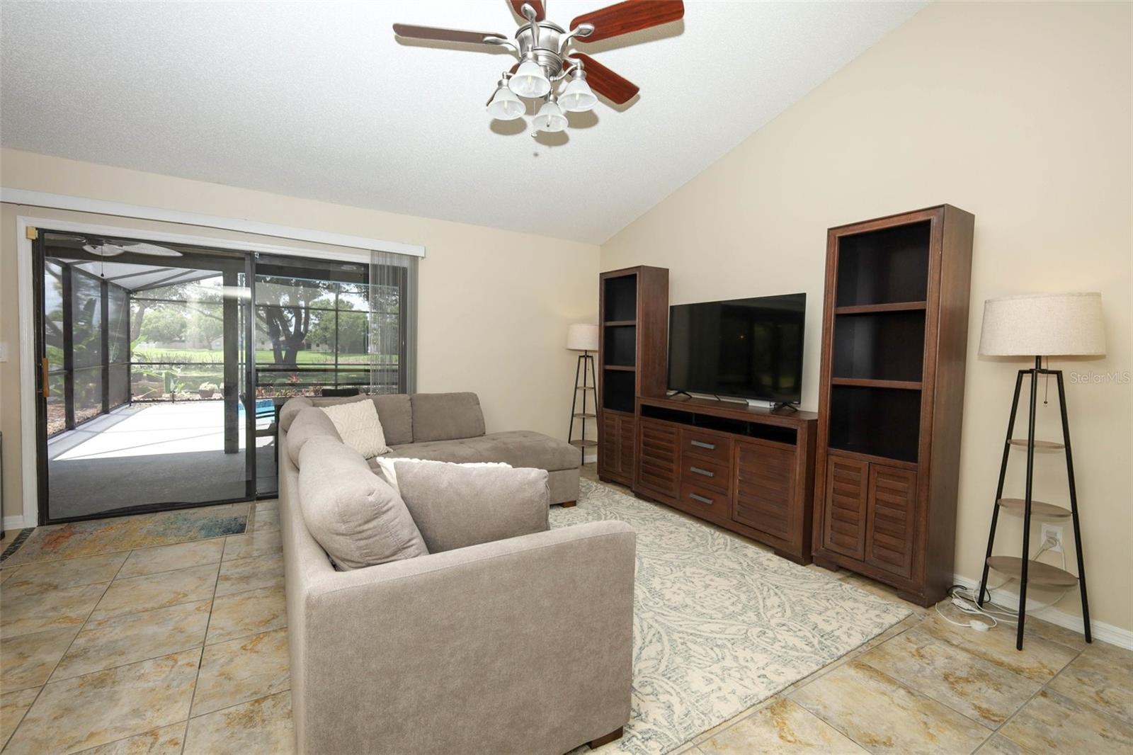 DEERWOOD - Residential