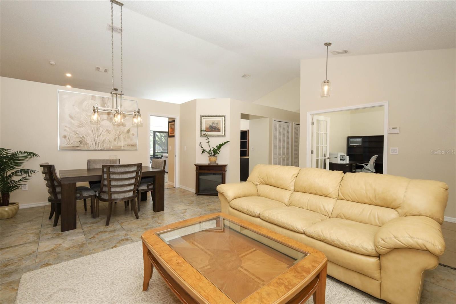 DEERWOOD - Residential