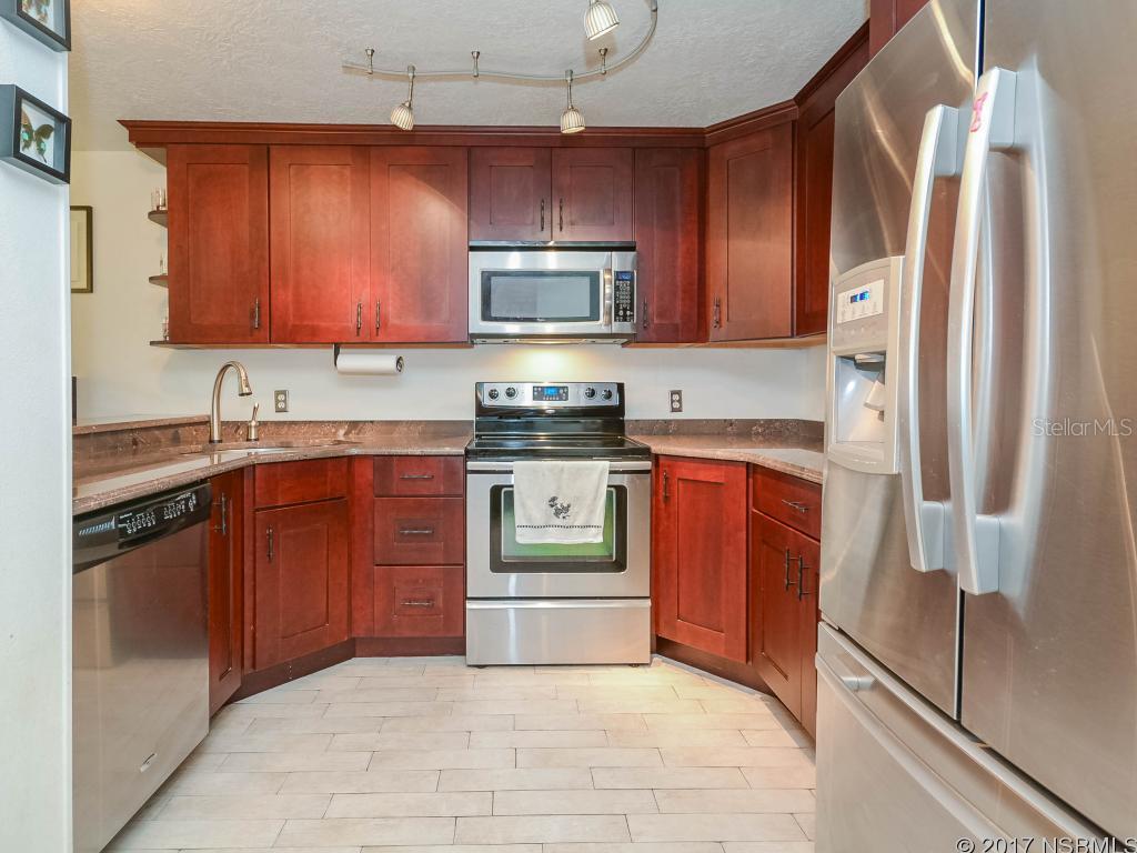 Spinnaker Ormond Condo - Residential
