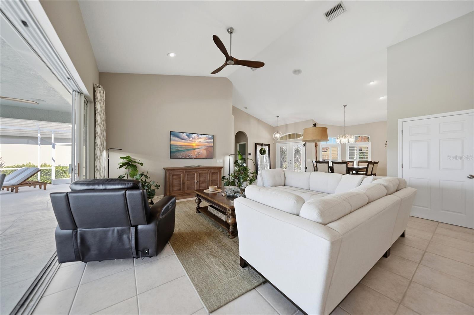 BURNT STORE ISLES SEC 15 - Residential
