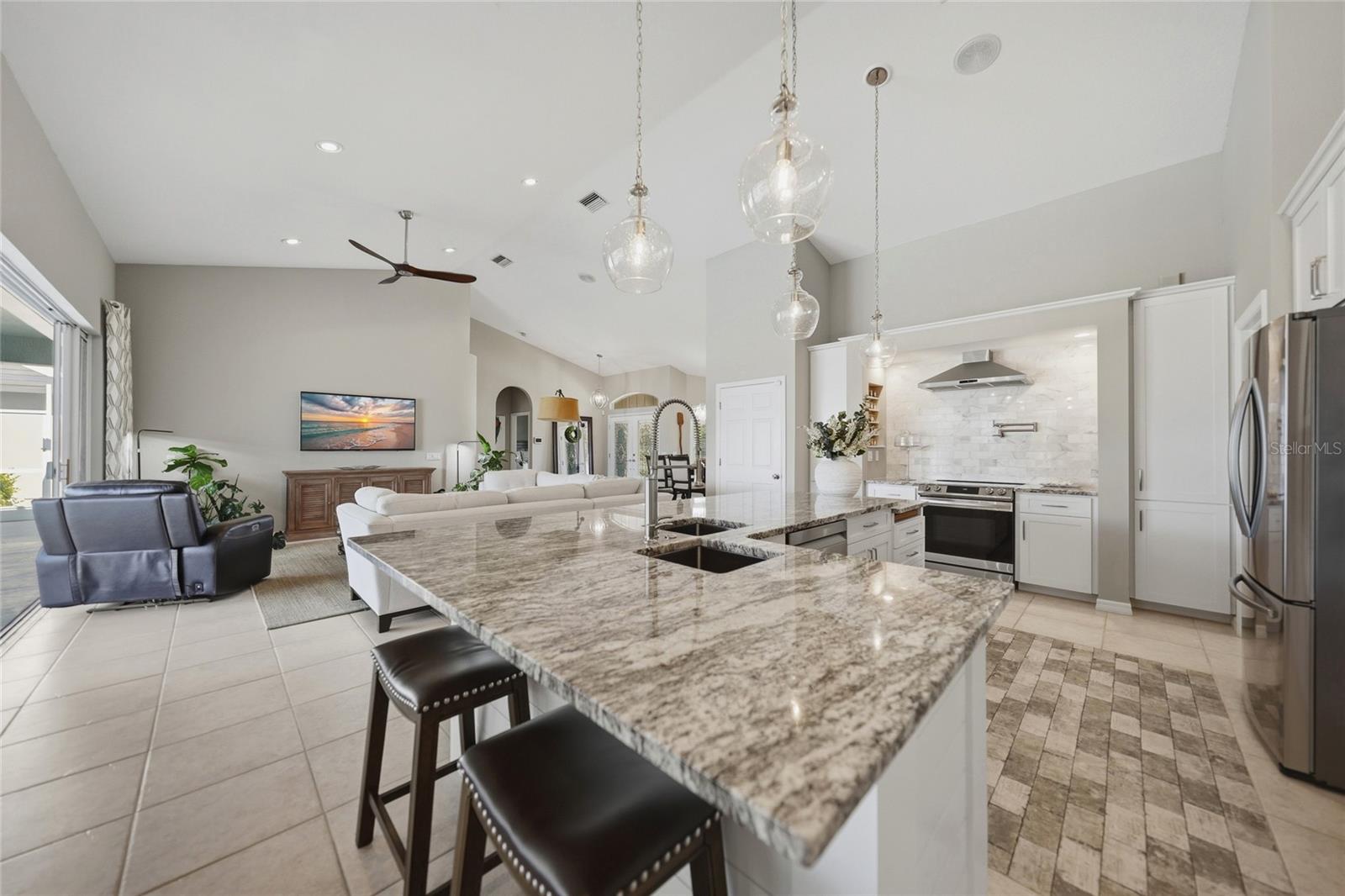 BURNT STORE ISLES SEC 15 - Residential