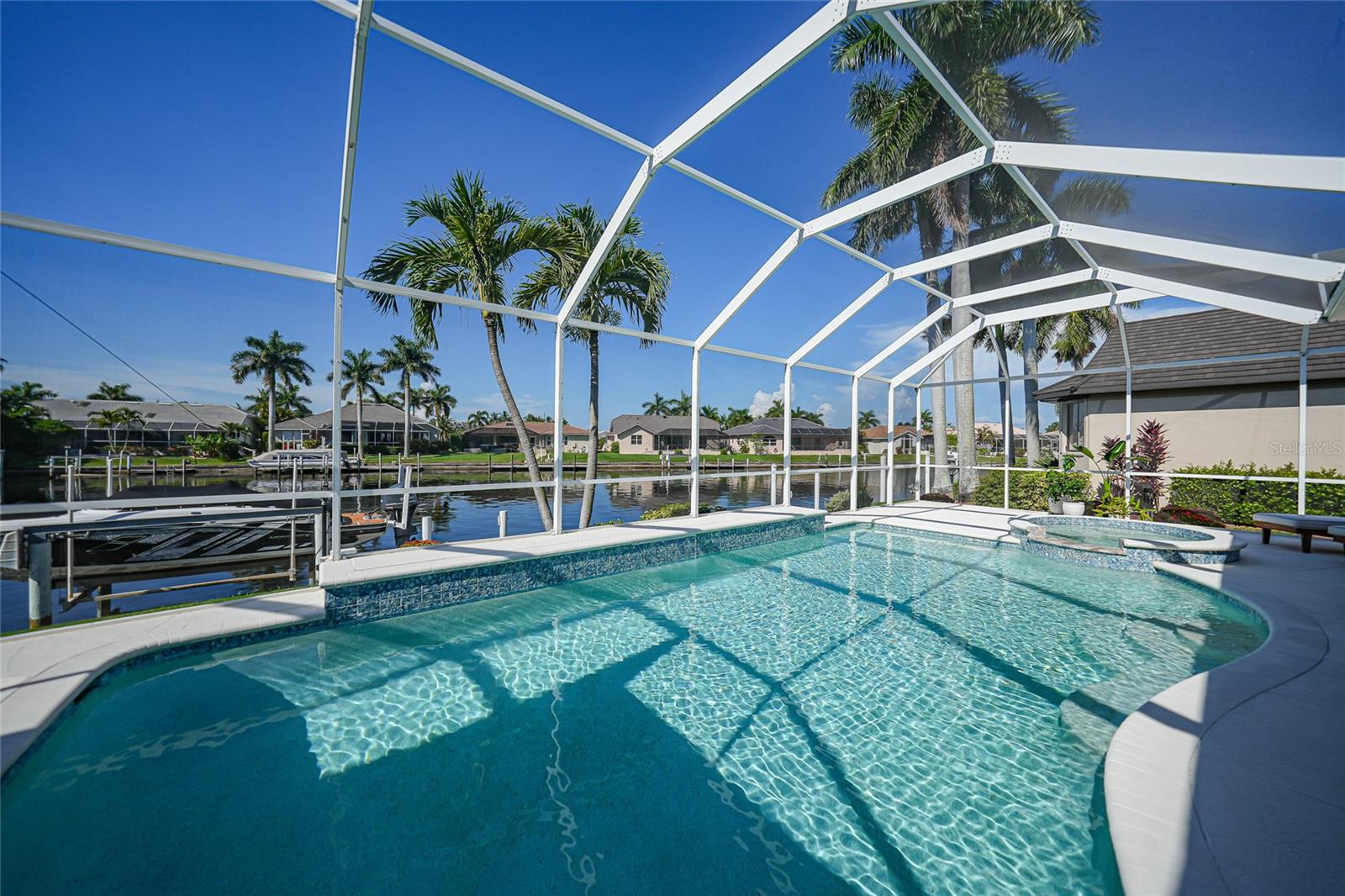 BURNT STORE ISLES SEC 15 - Residential