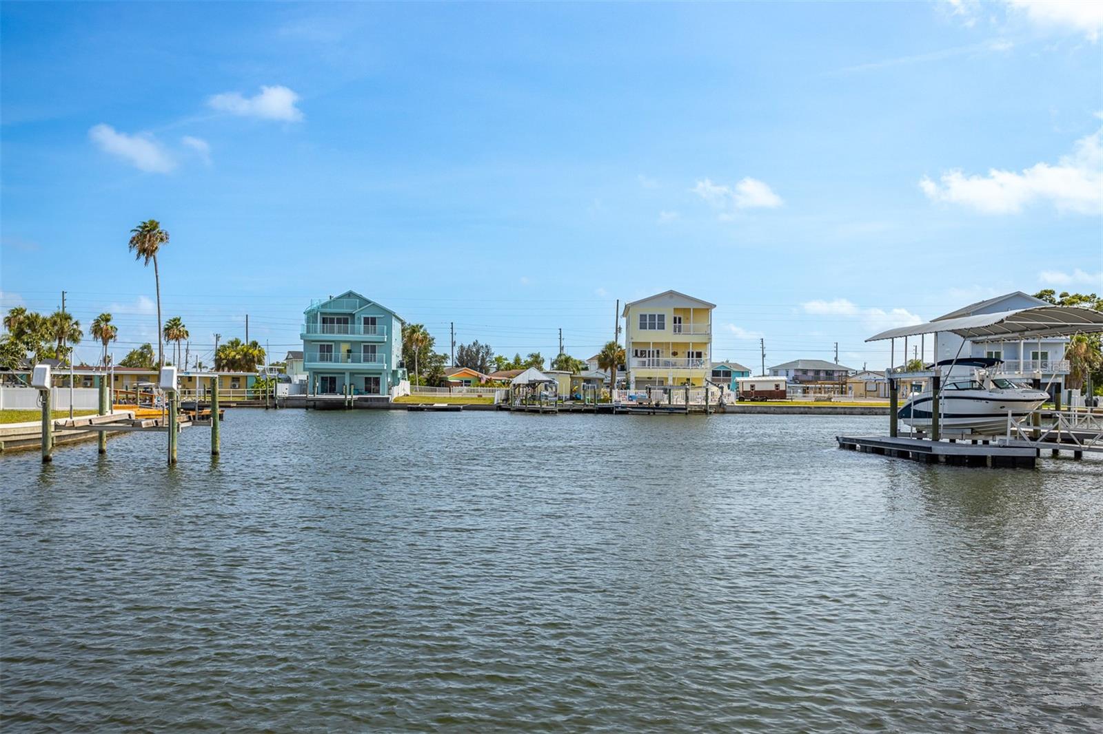 HUDSON BEACH ESTATES - Land