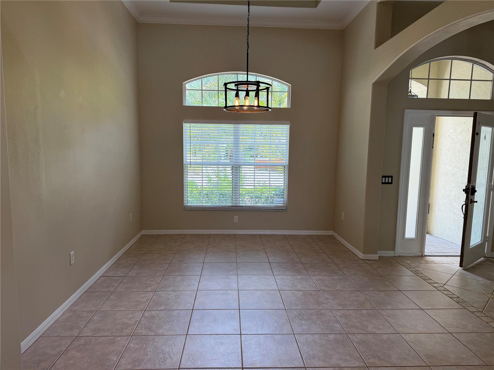 EDGEWATER VILLAGE SUBPHASE A - Residential Lease