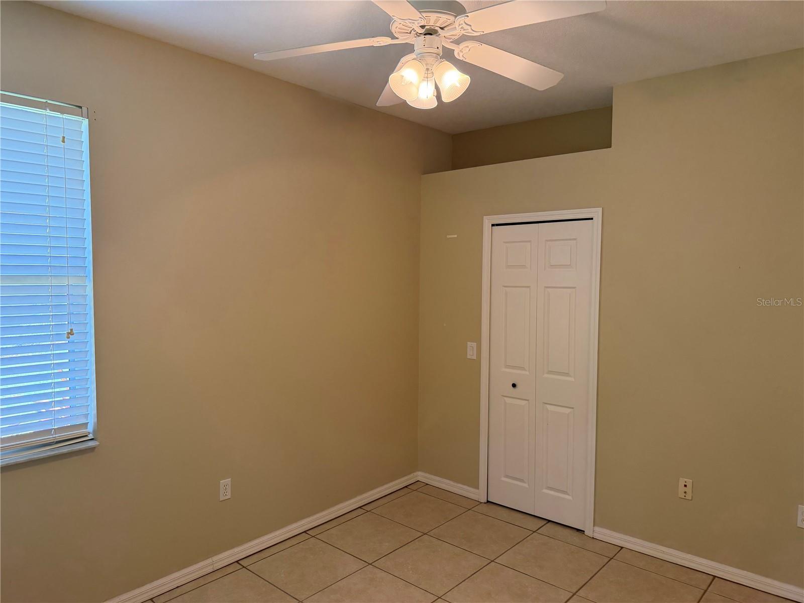 EDGEWATER VILLAGE SUBPHASE A - Residential Lease