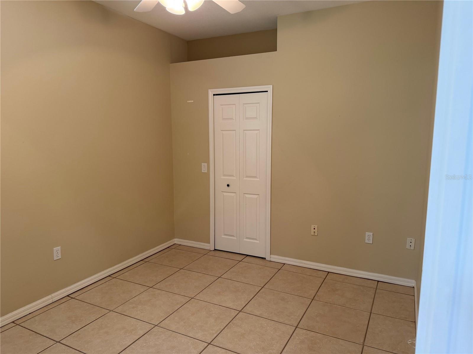 EDGEWATER VILLAGE SUBPHASE A - Residential Lease