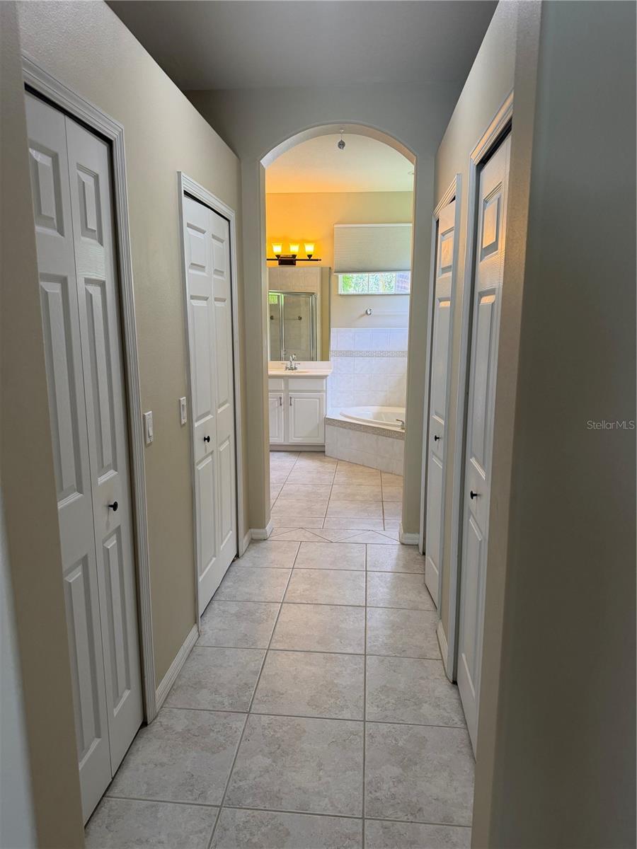 EDGEWATER VILLAGE SUBPHASE A - Residential Lease