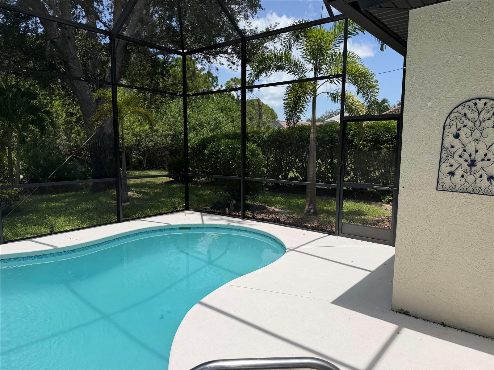 EDGEWATER VILLAGE SUBPHASE A - Residential Lease