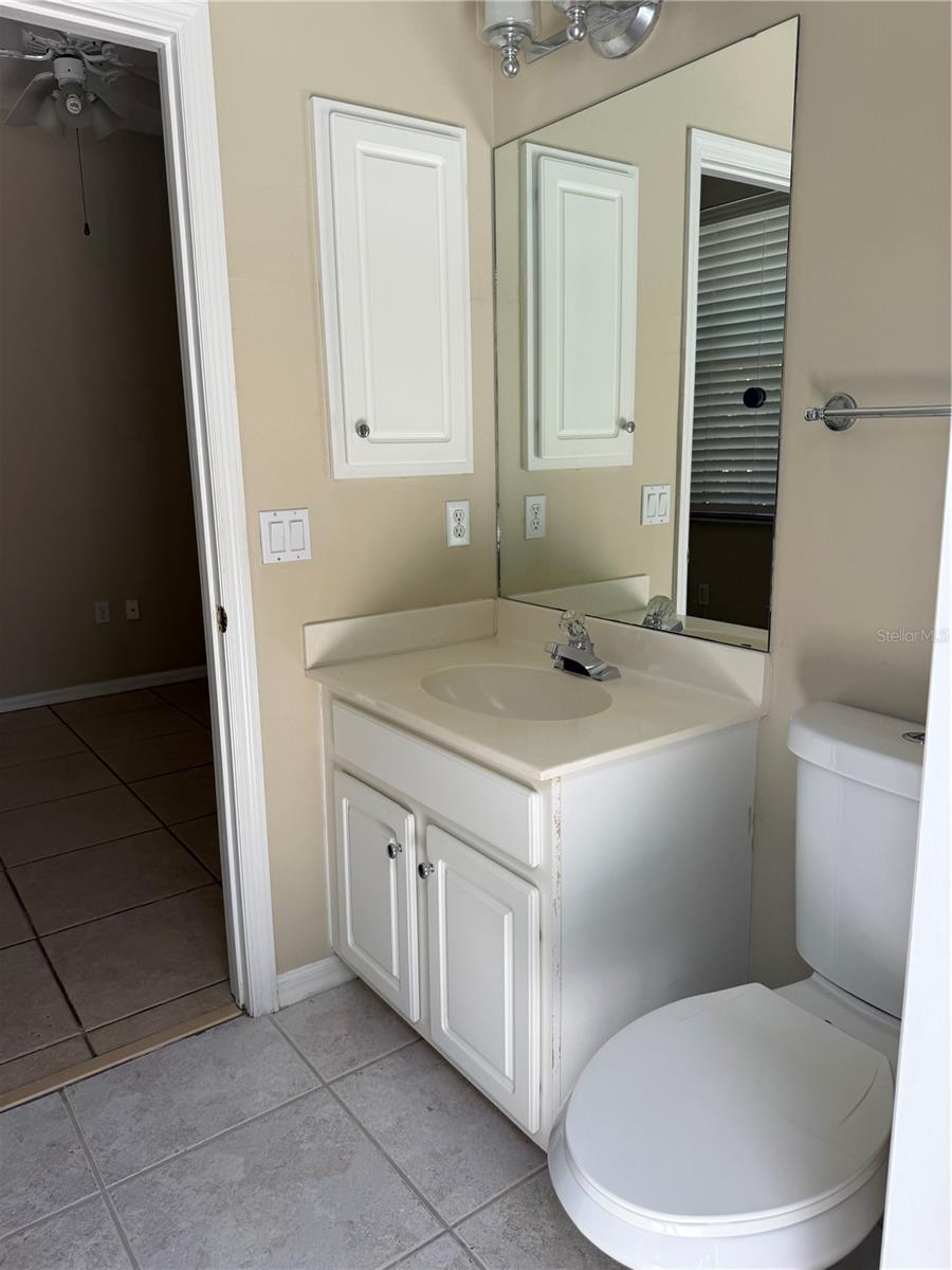 EDGEWATER VILLAGE SUBPHASE A - Residential Lease