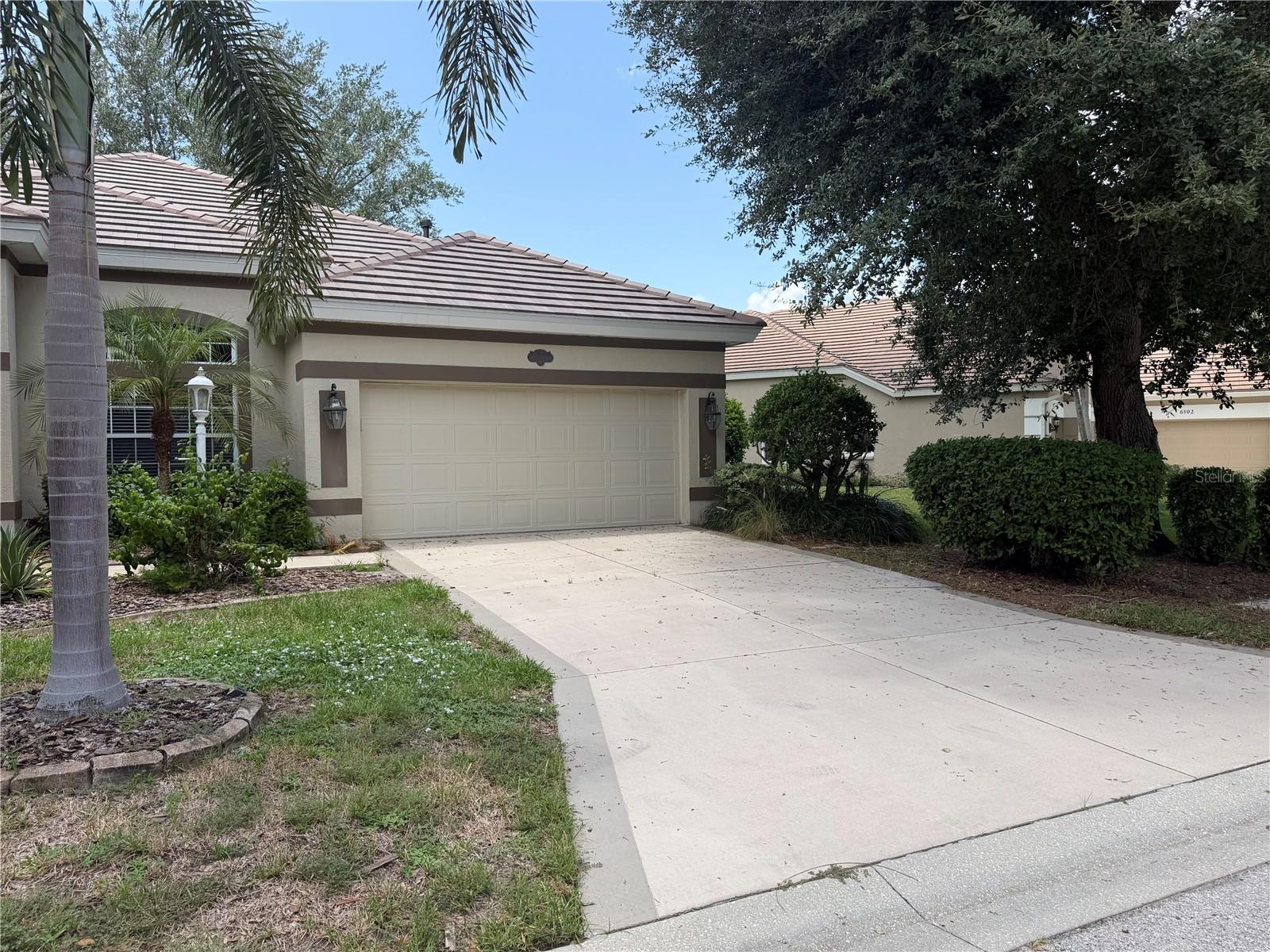 EDGEWATER VILLAGE SUBPHASE A - Residential Lease