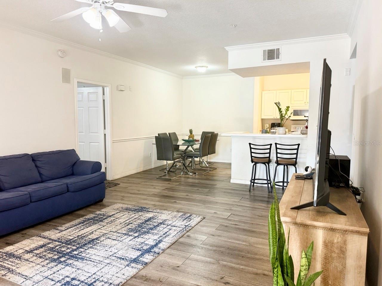CAPRI/HUNTERS CRK CONDO - Residential Lease