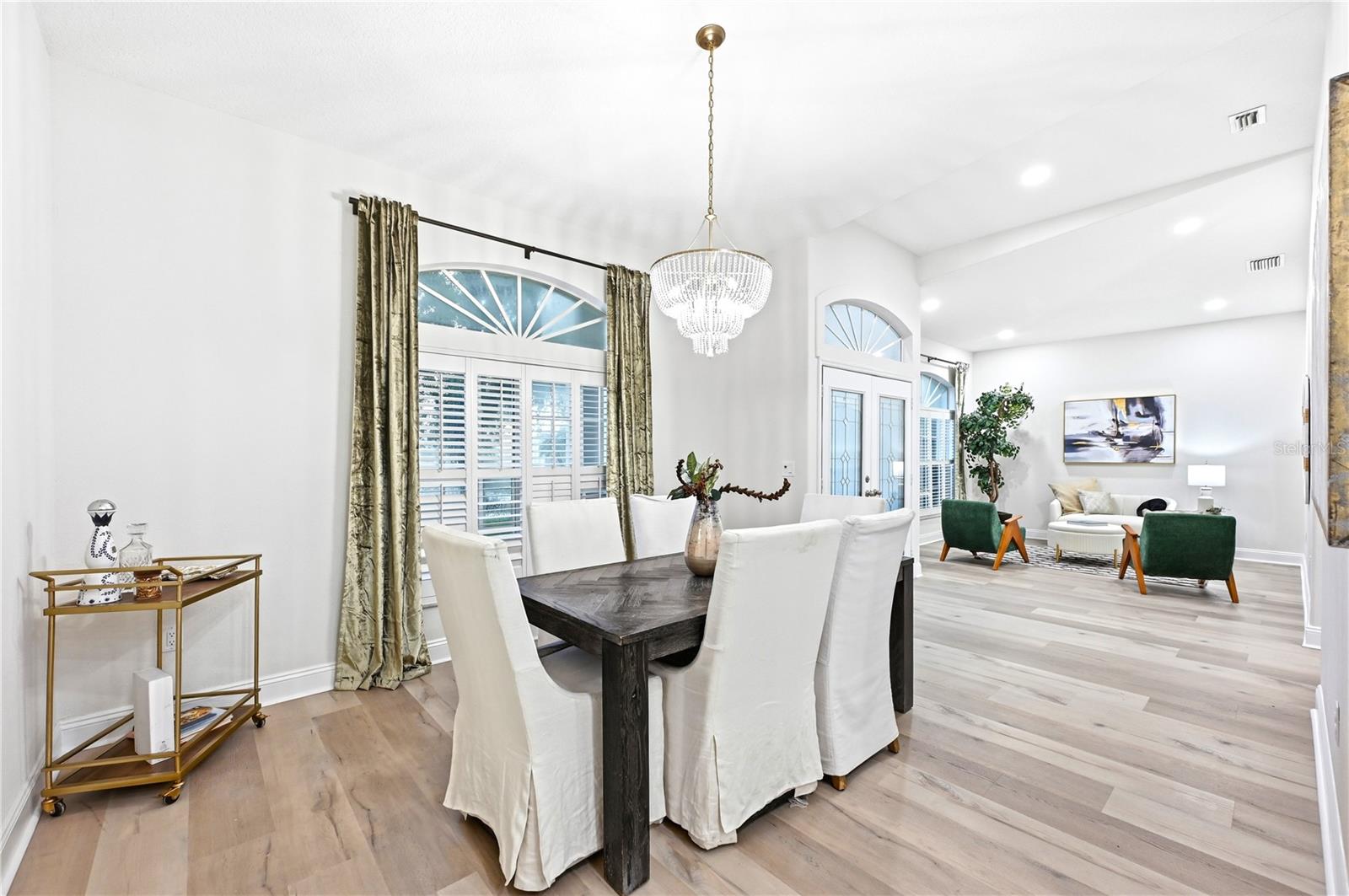 VILLAROSA PH G - Residential