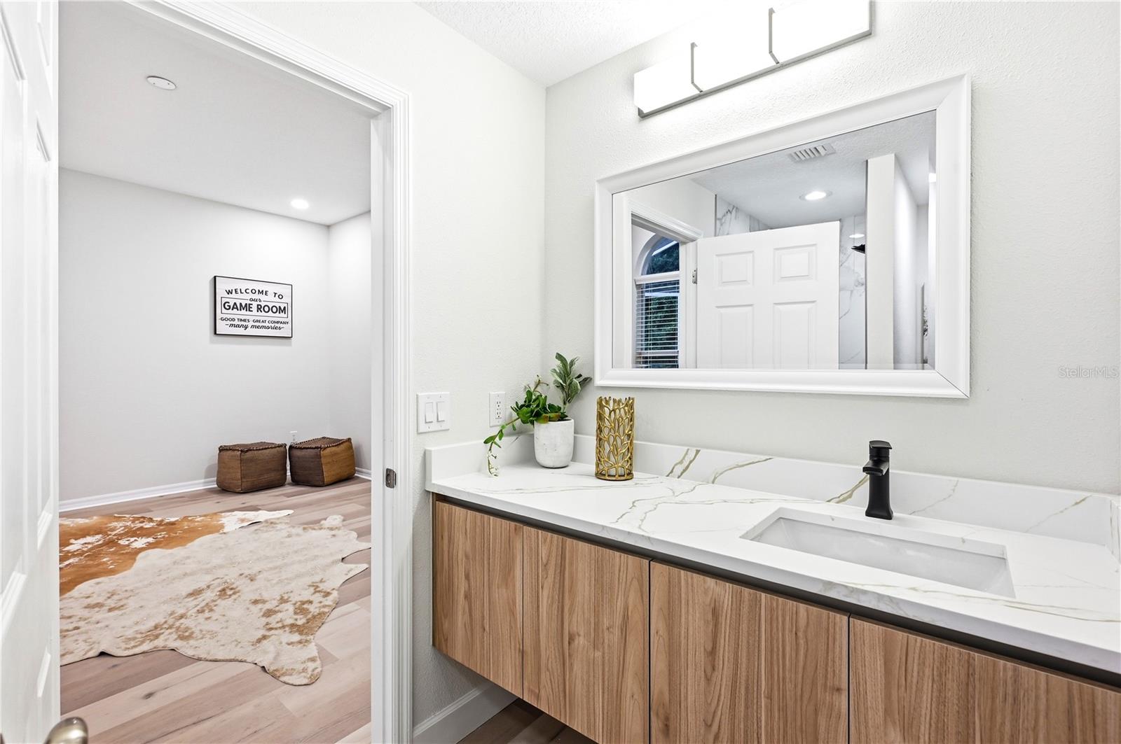 VILLAROSA PH G - Residential