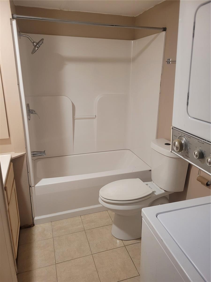 LAKE WEIR VILLAGE - Residential Lease