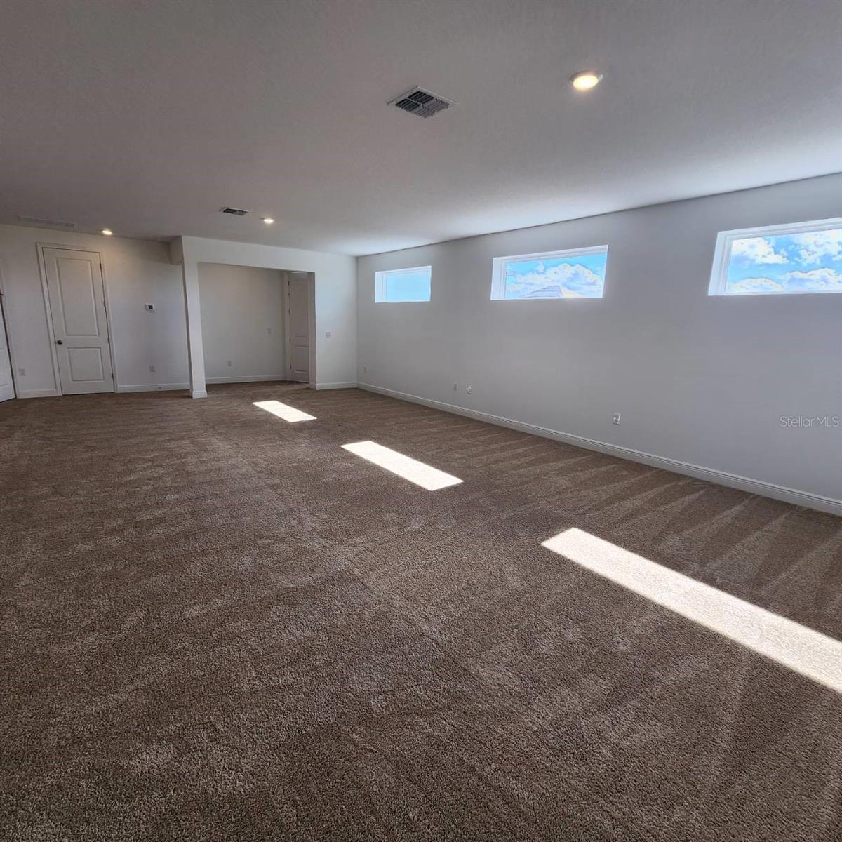 POITRAS EAST N-7 - Residential Lease