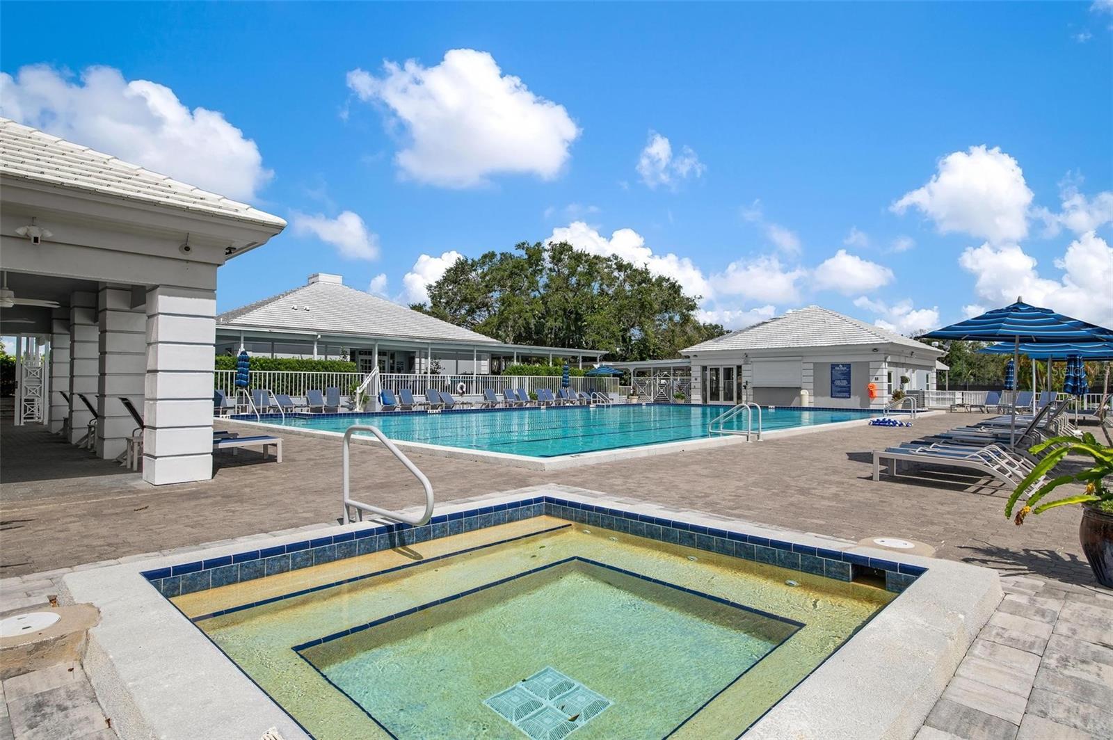 NINTH FAIRWAY - Residential