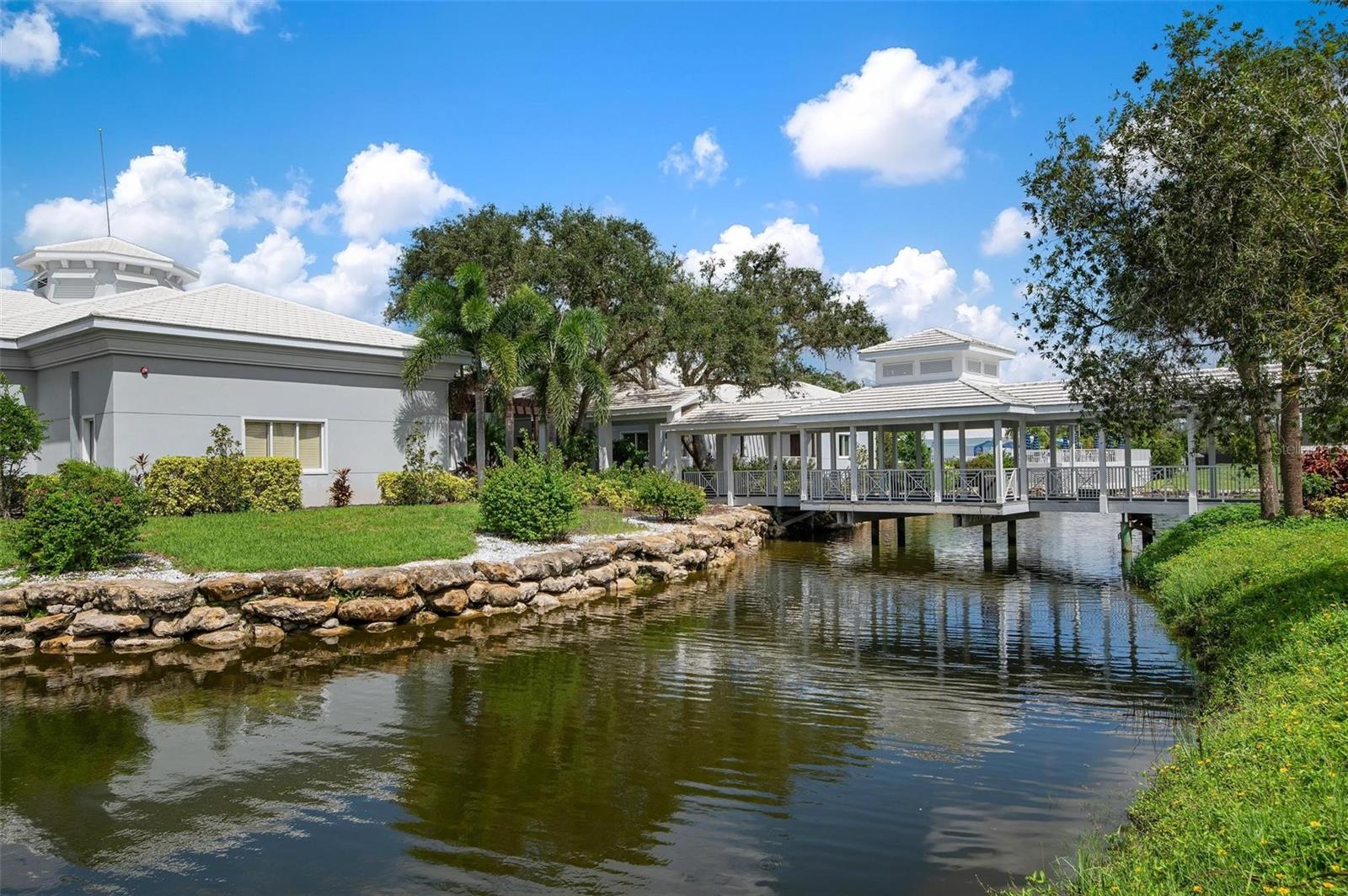 NINTH FAIRWAY - Residential