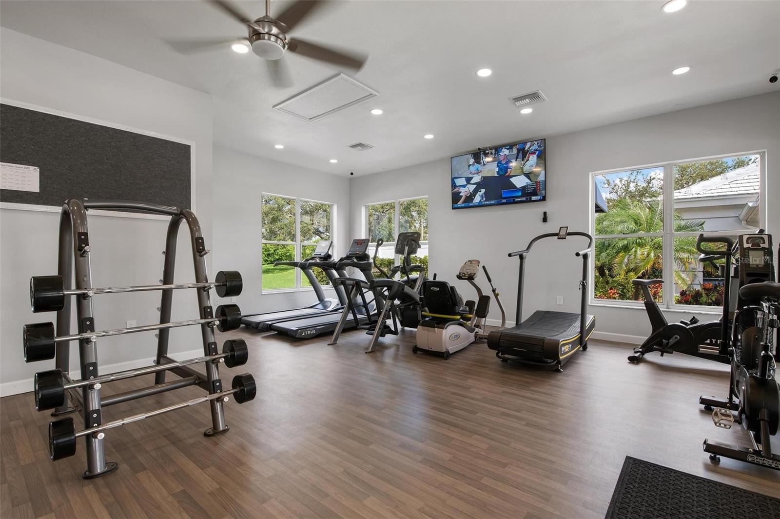 NINTH FAIRWAY - Residential