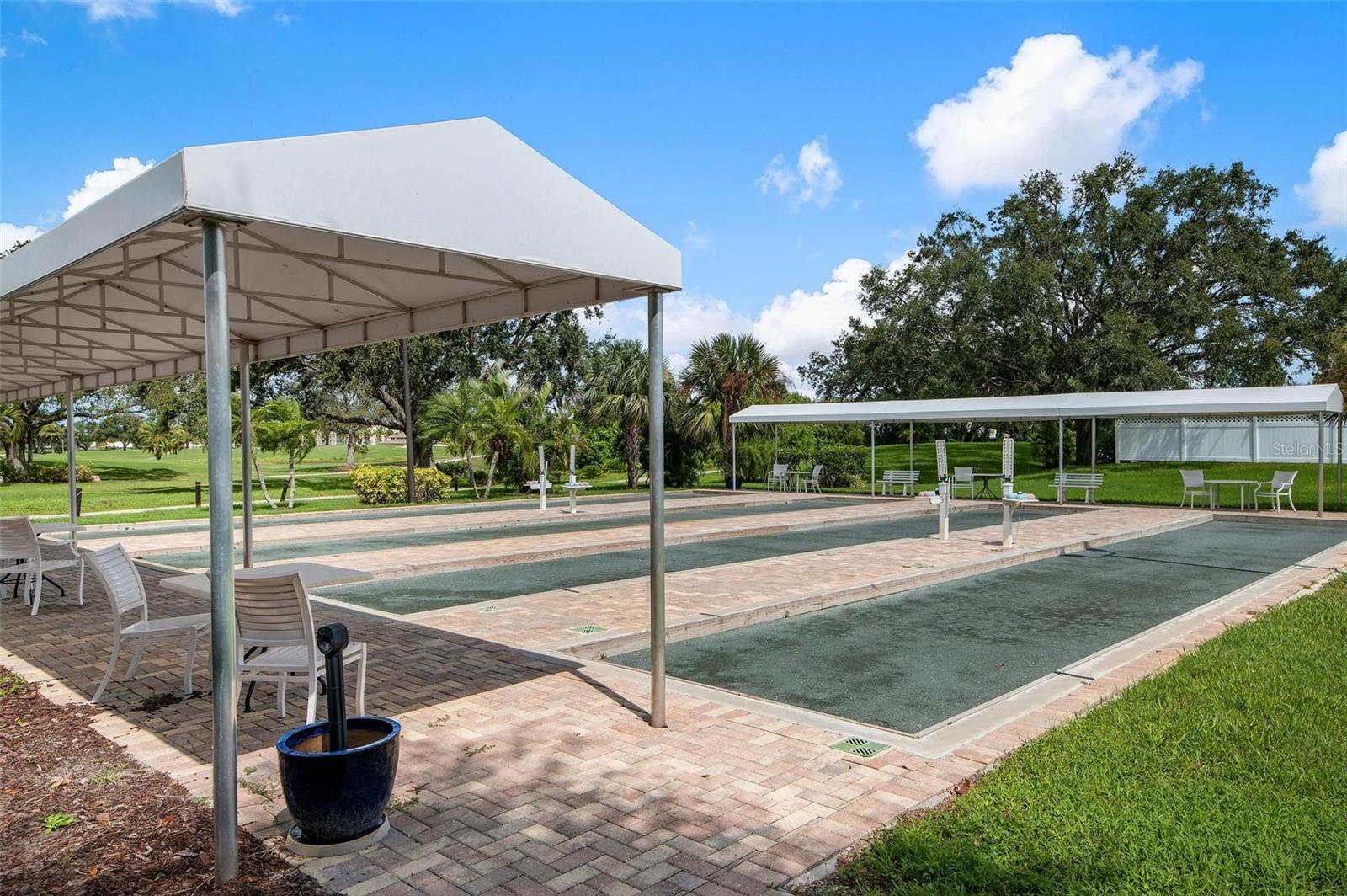 NINTH FAIRWAY - Residential