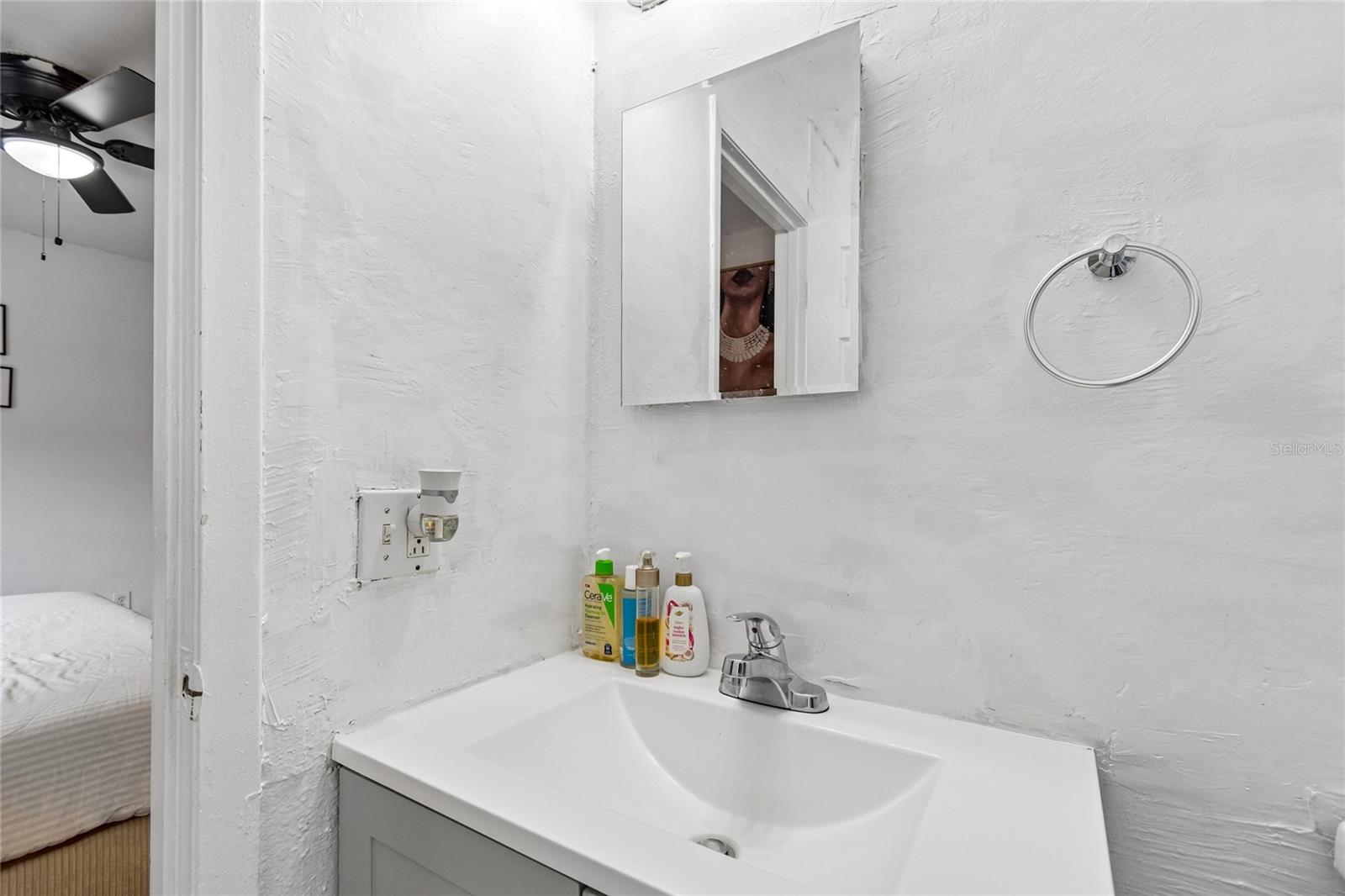 RIDGEWOOD TERRACE - Residential Lease