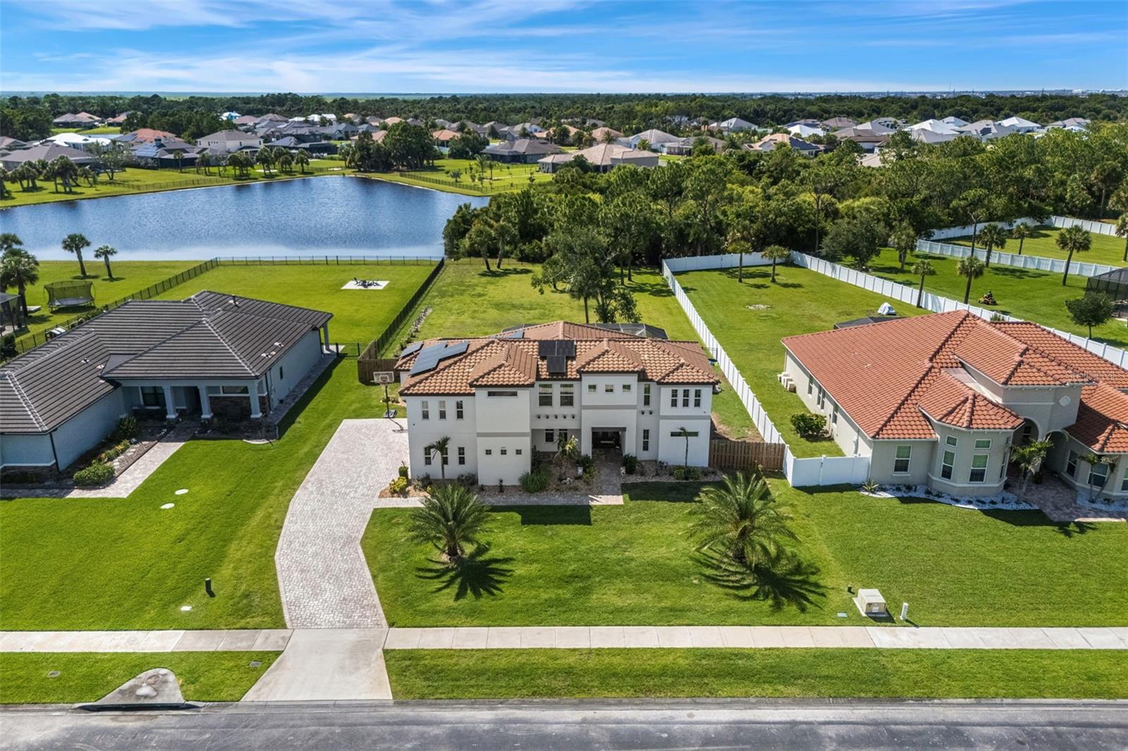 WOODSHIRE PRESERVE - Residential