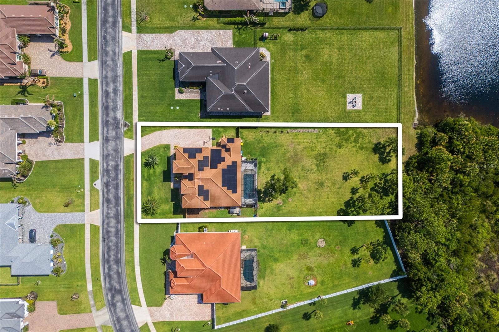 WOODSHIRE PRESERVE - Residential