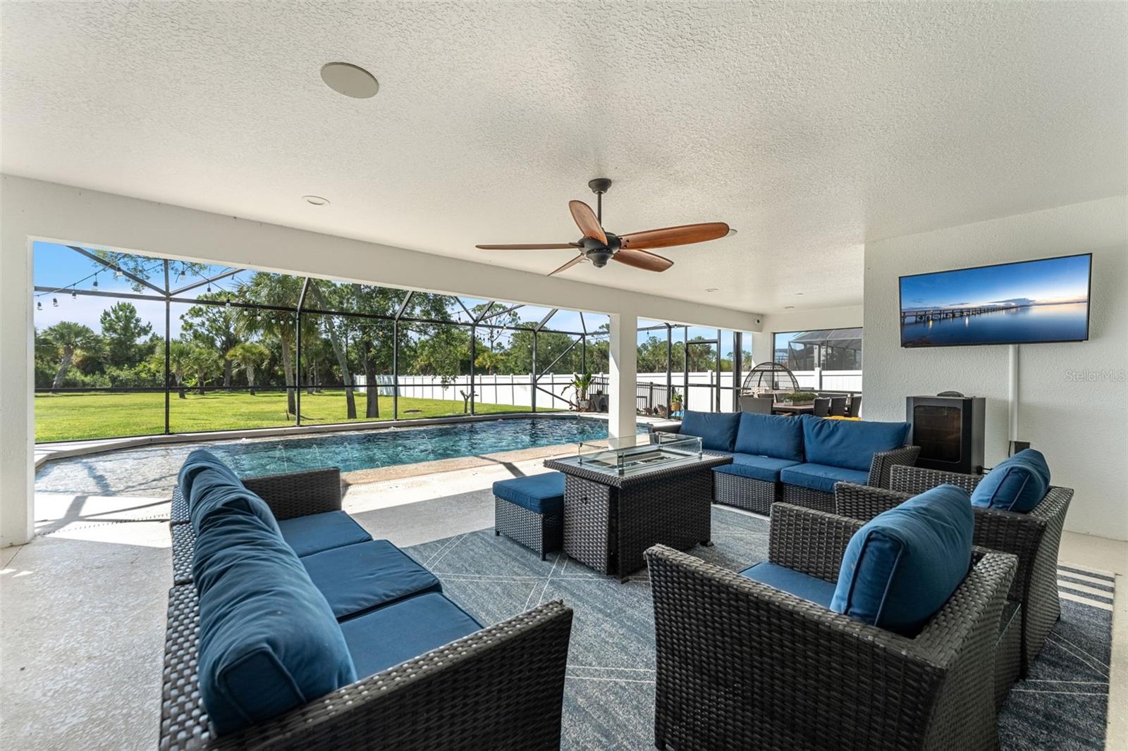 WOODSHIRE PRESERVE - Residential