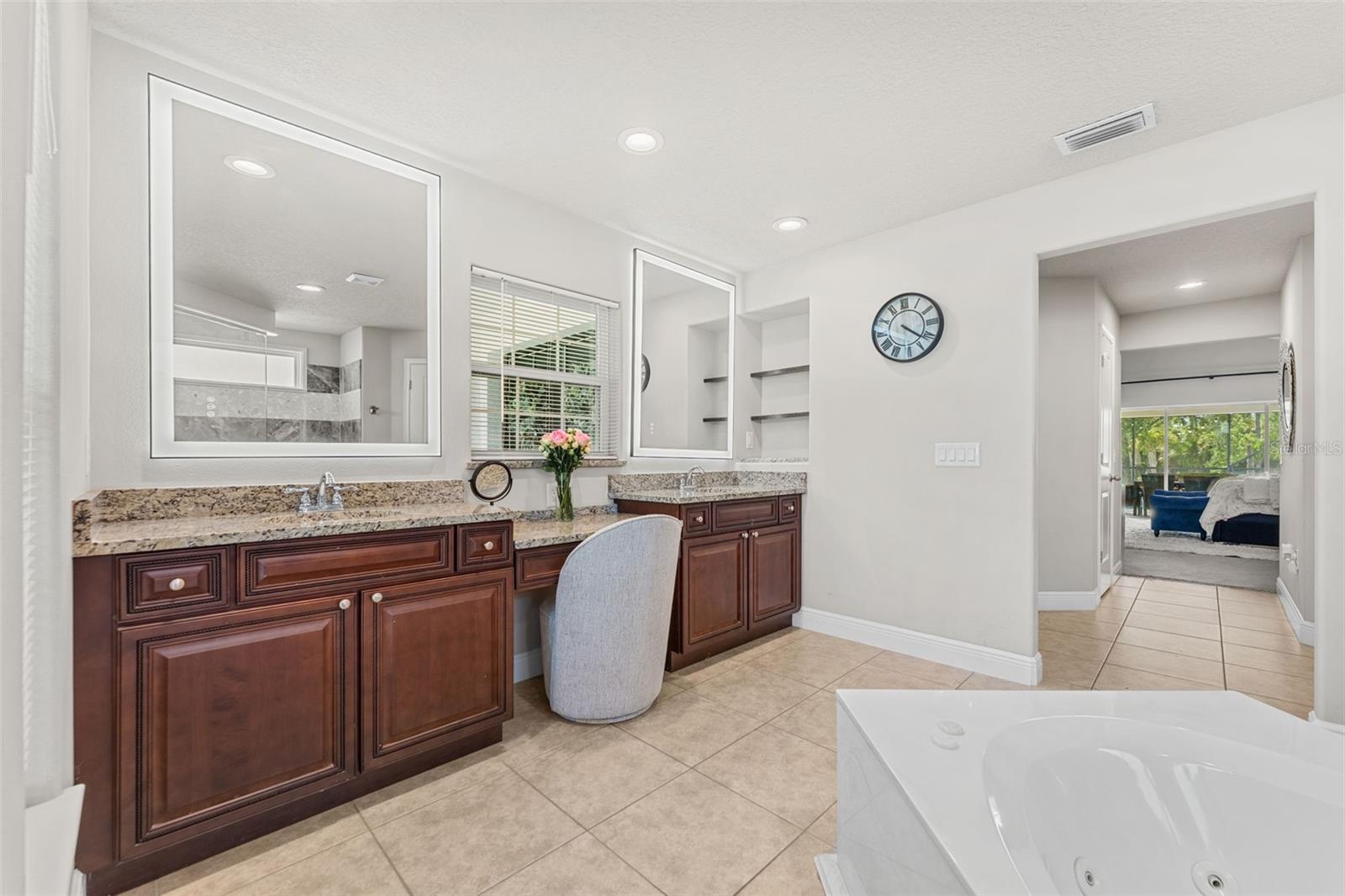 WOODSHIRE PRESERVE - Residential