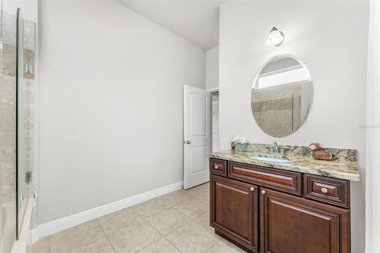 WOODSHIRE PRESERVE - Residential
