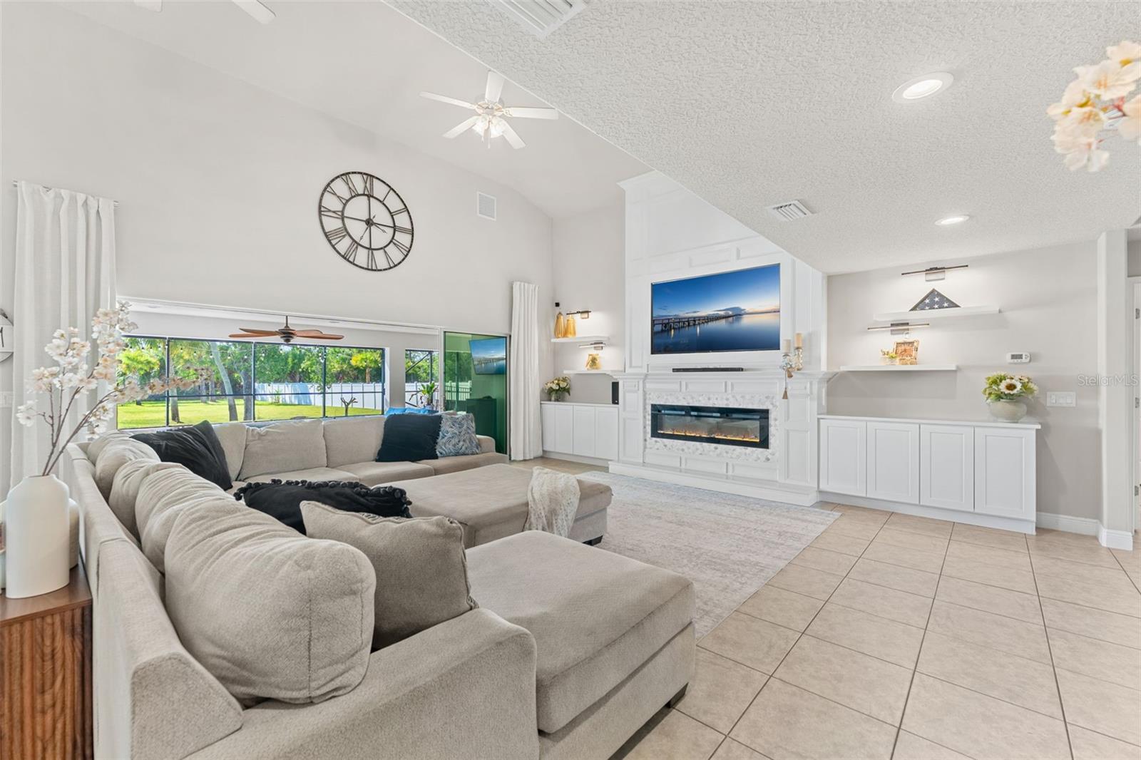 WOODSHIRE PRESERVE - Residential