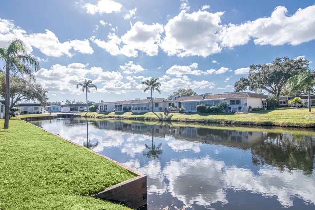 SKYE LOCH VILLAS UNREC - Residential