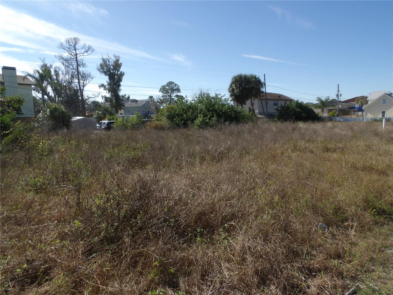BAYOU GARDENS - Land