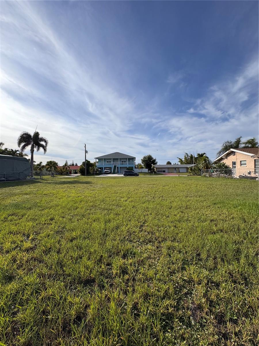 WYCHEWOOD SHORES - Land