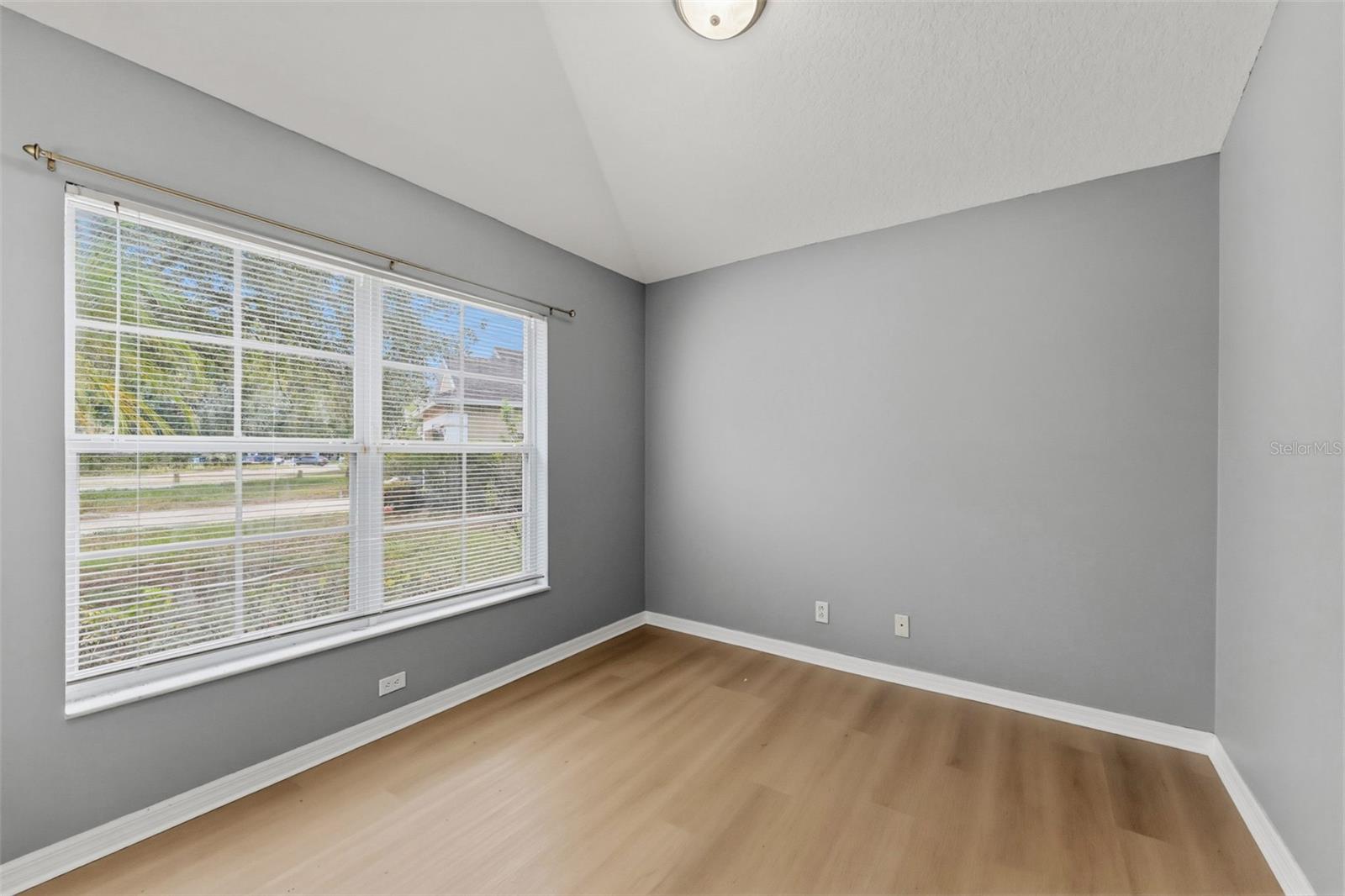 SILVERLAKE - Residential