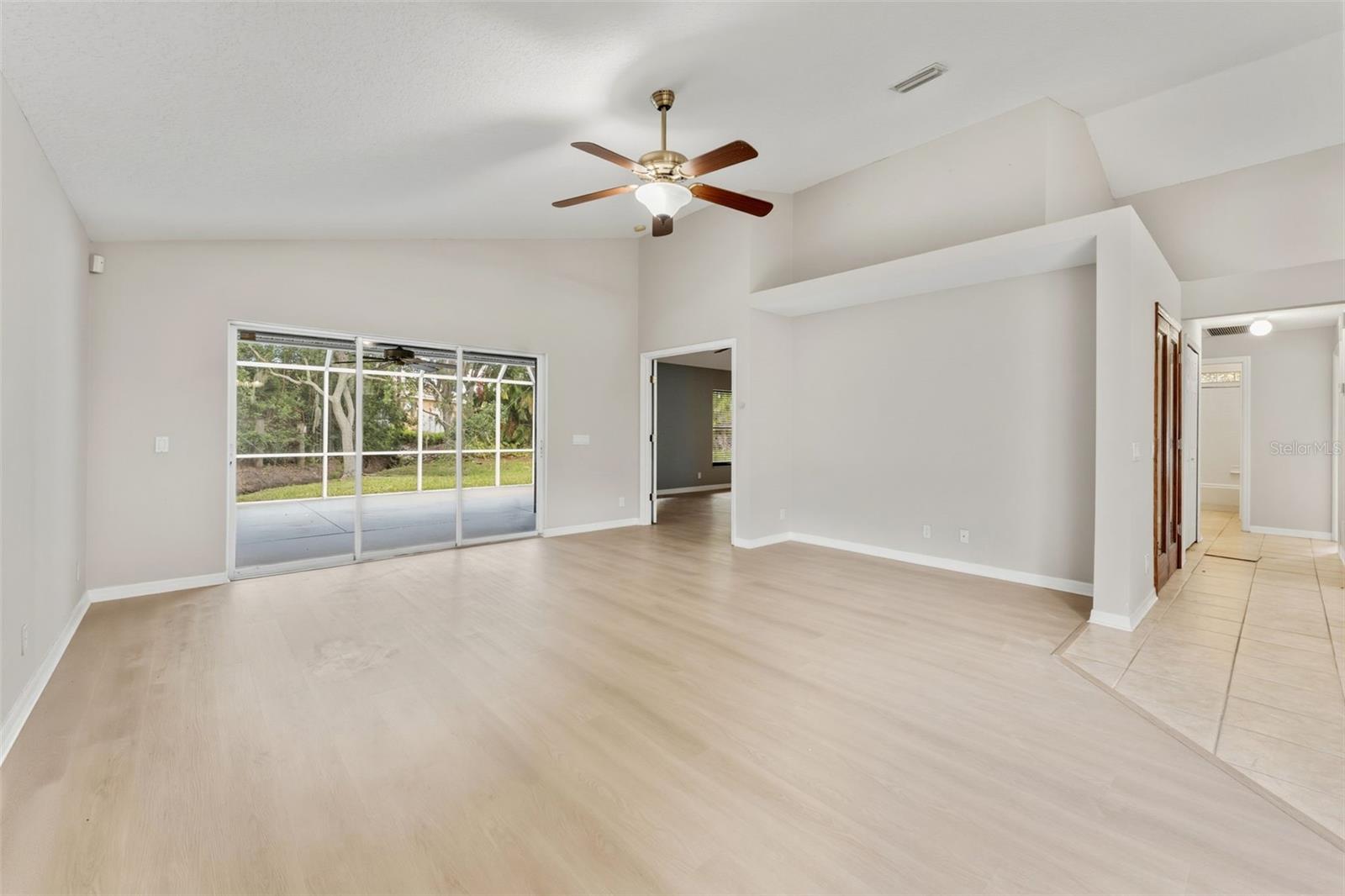 SILVERLAKE - Residential