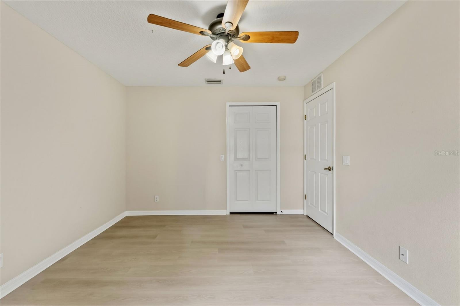 SILVERLAKE - Residential