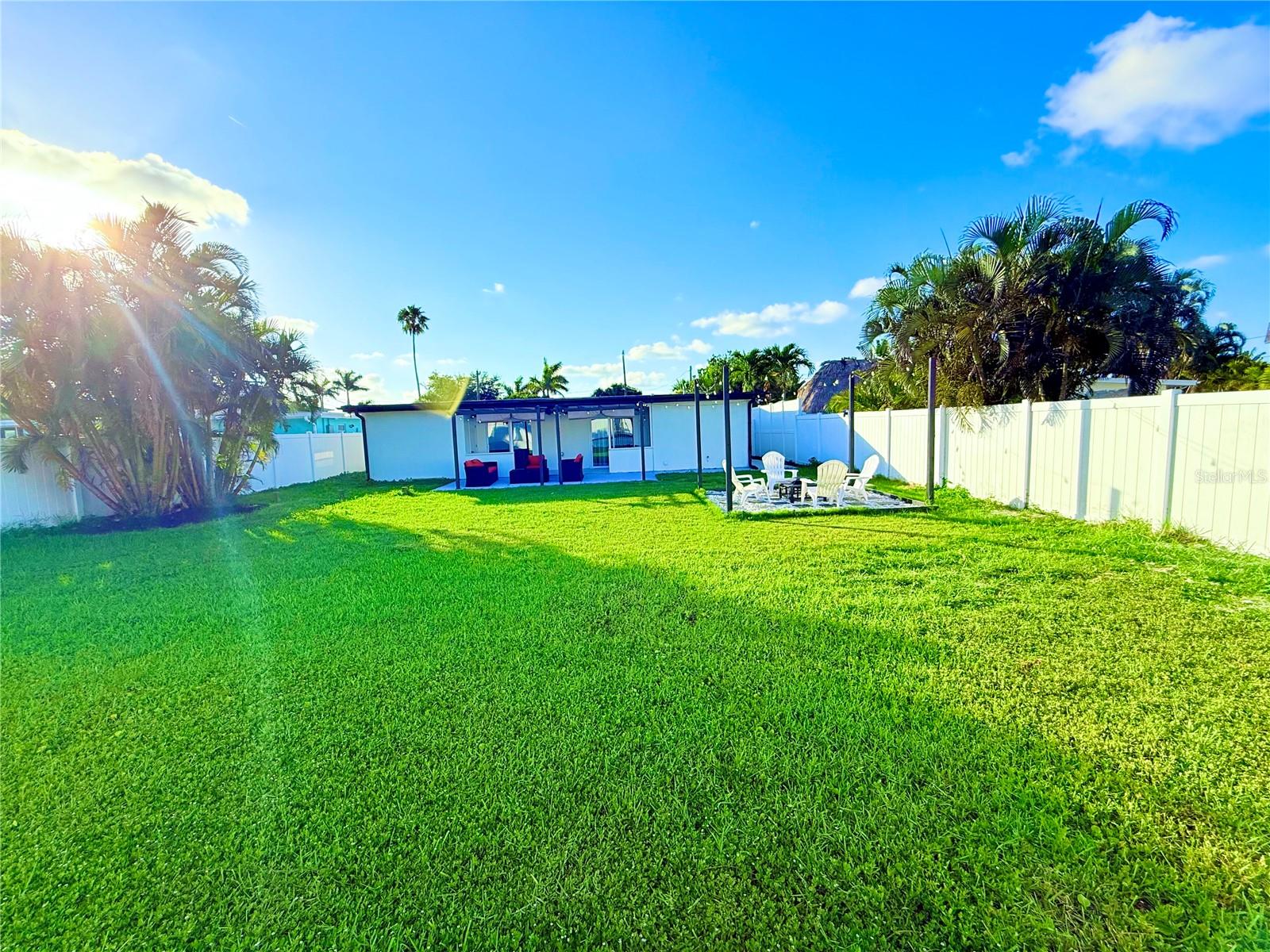BOCA CIEGA ISLE - Residential