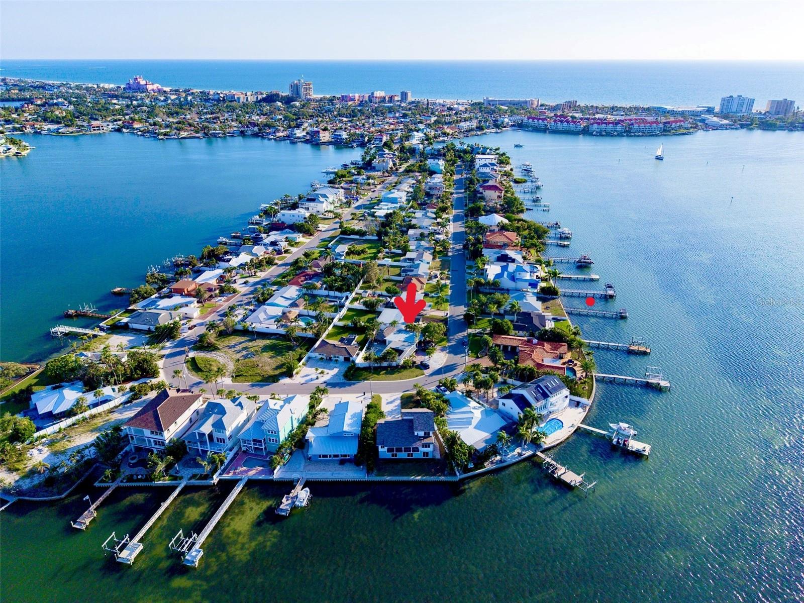 BOCA CIEGA ISLE - Residential