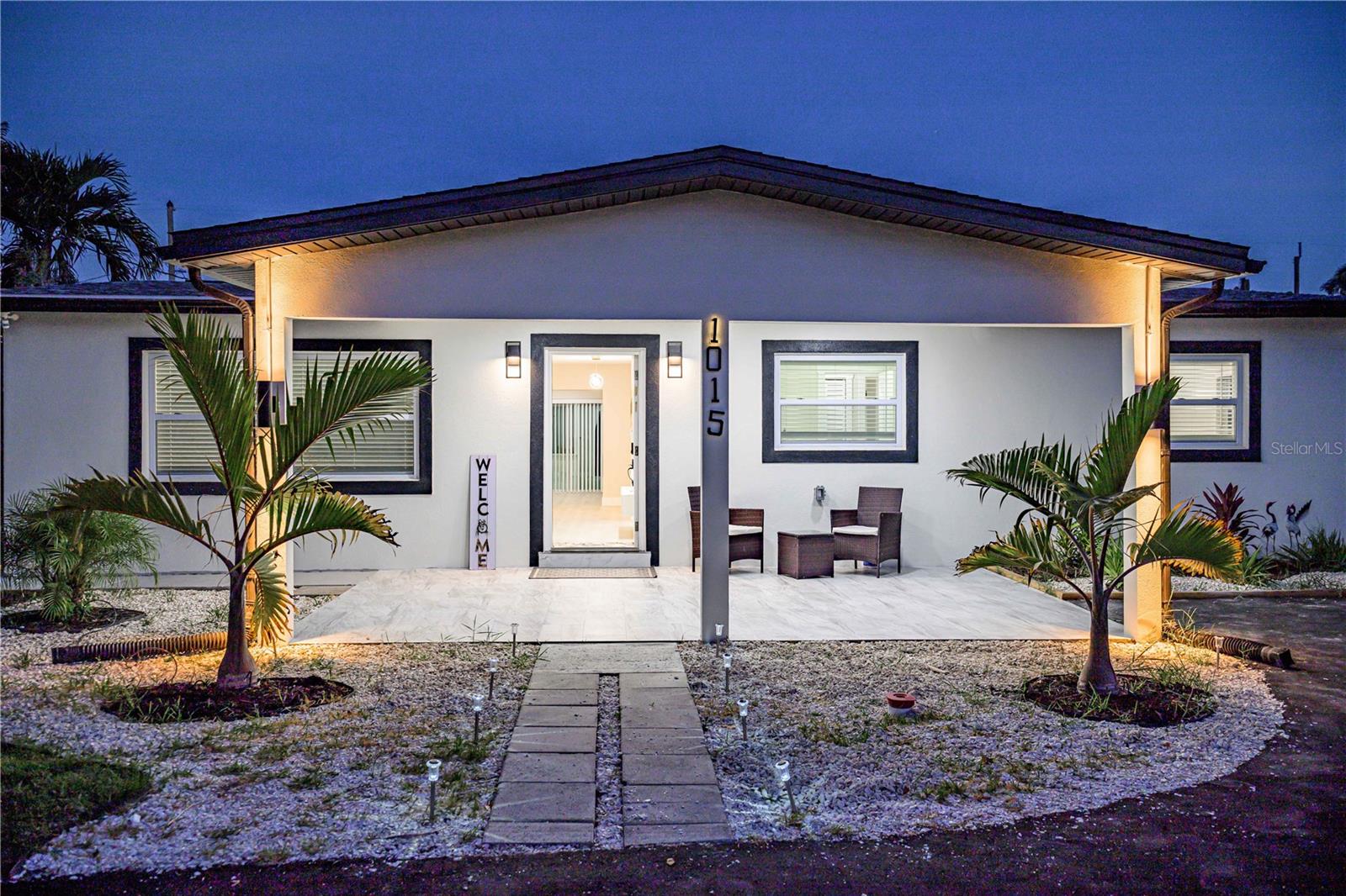 BOCA CIEGA ISLE - Residential