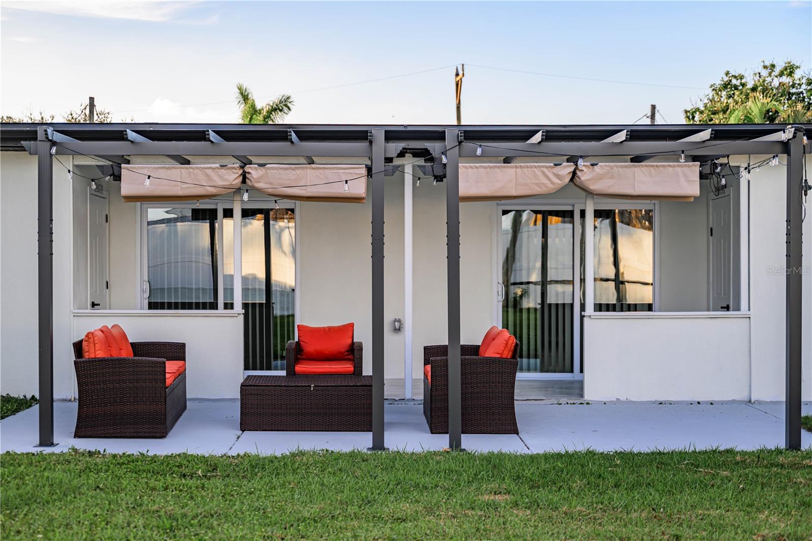 BOCA CIEGA ISLE - Residential