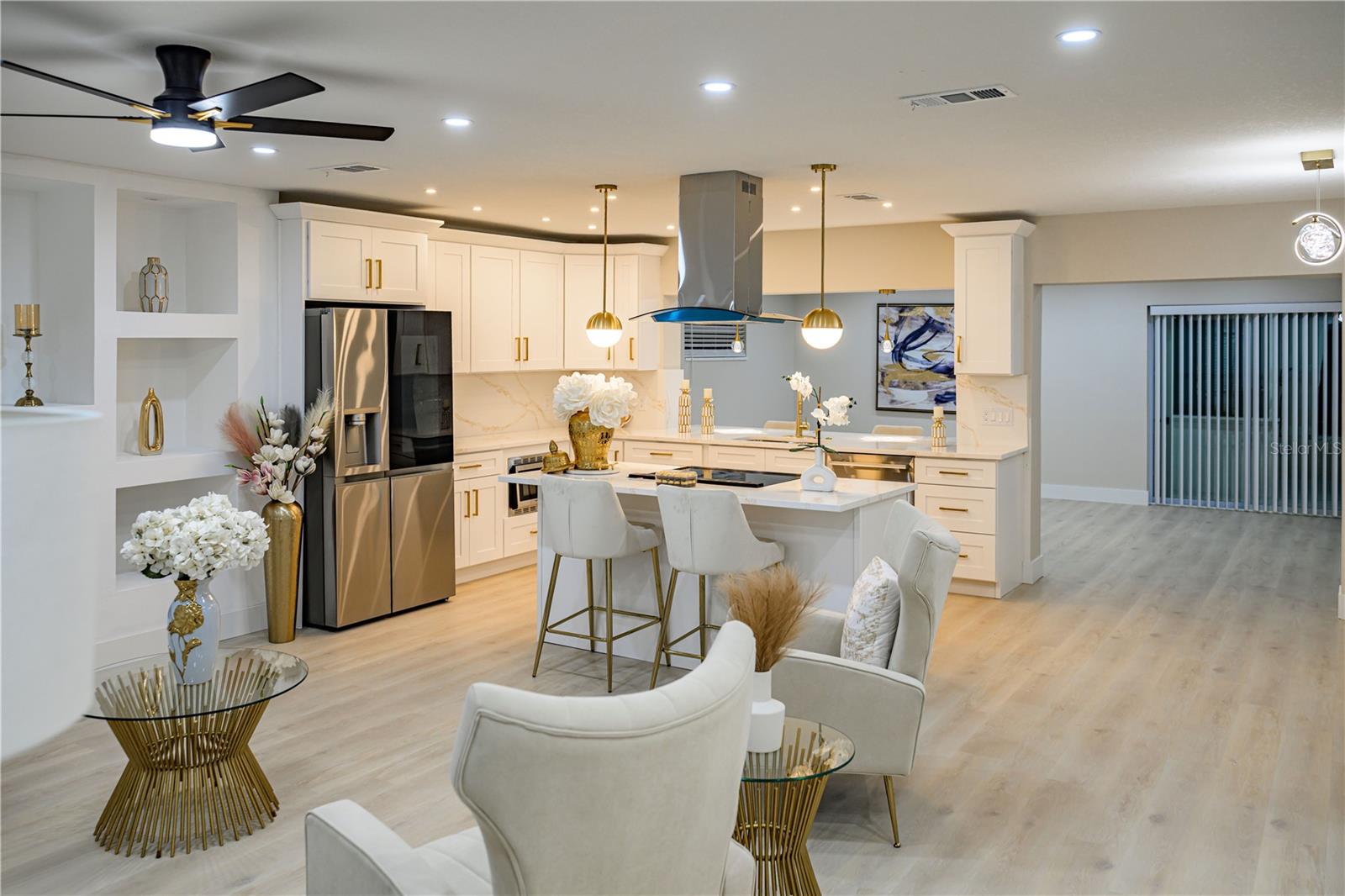 BOCA CIEGA ISLE - Residential