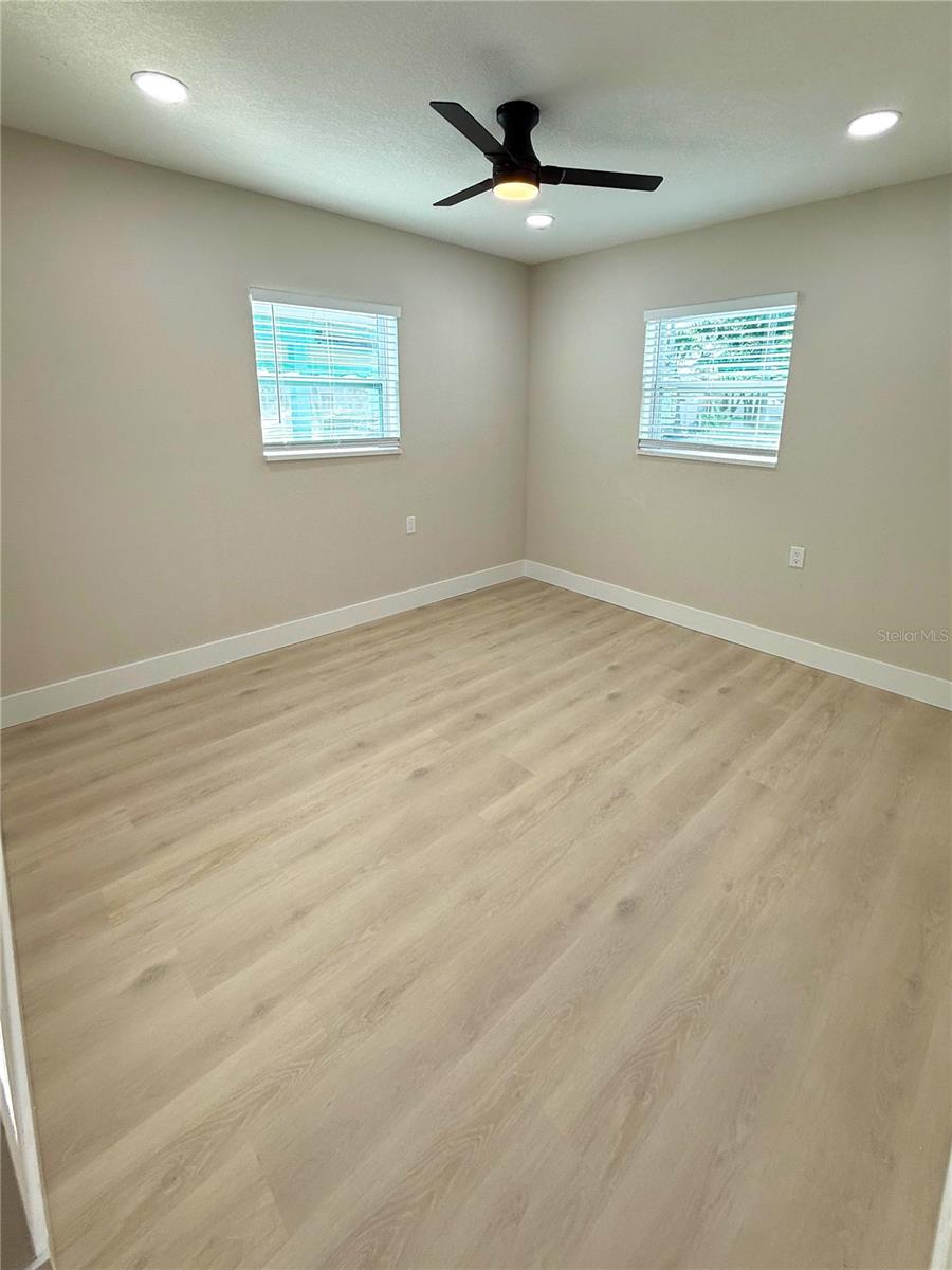 BOCA CIEGA ISLE - Residential