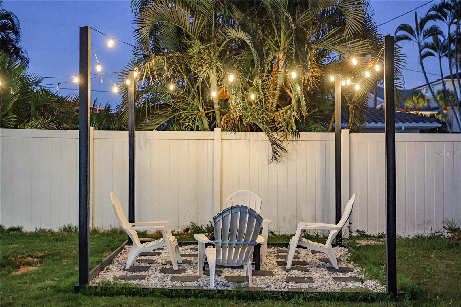 BOCA CIEGA ISLE - Residential