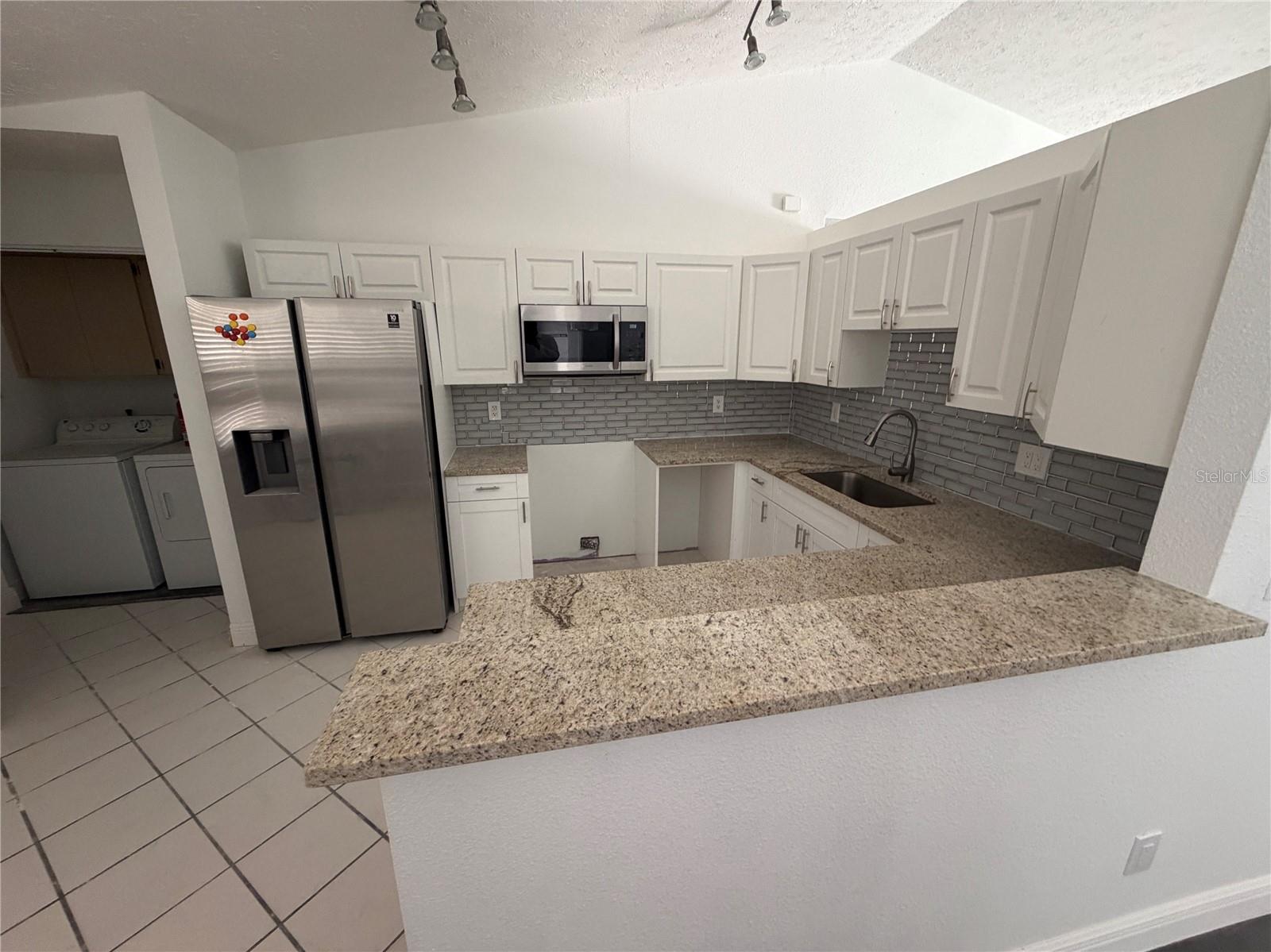 COUNTRY PLACE UNIT 5 - Residential