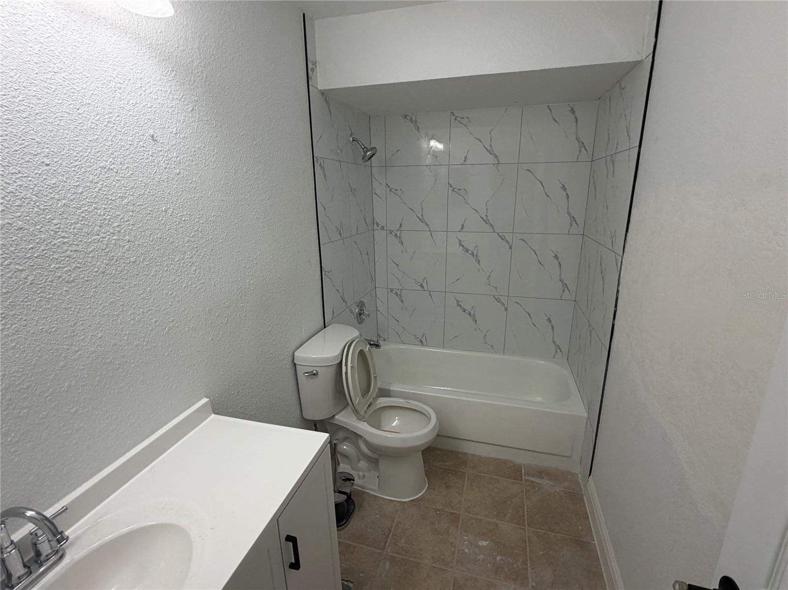 COUNTRY PLACE UNIT 5 - Residential
