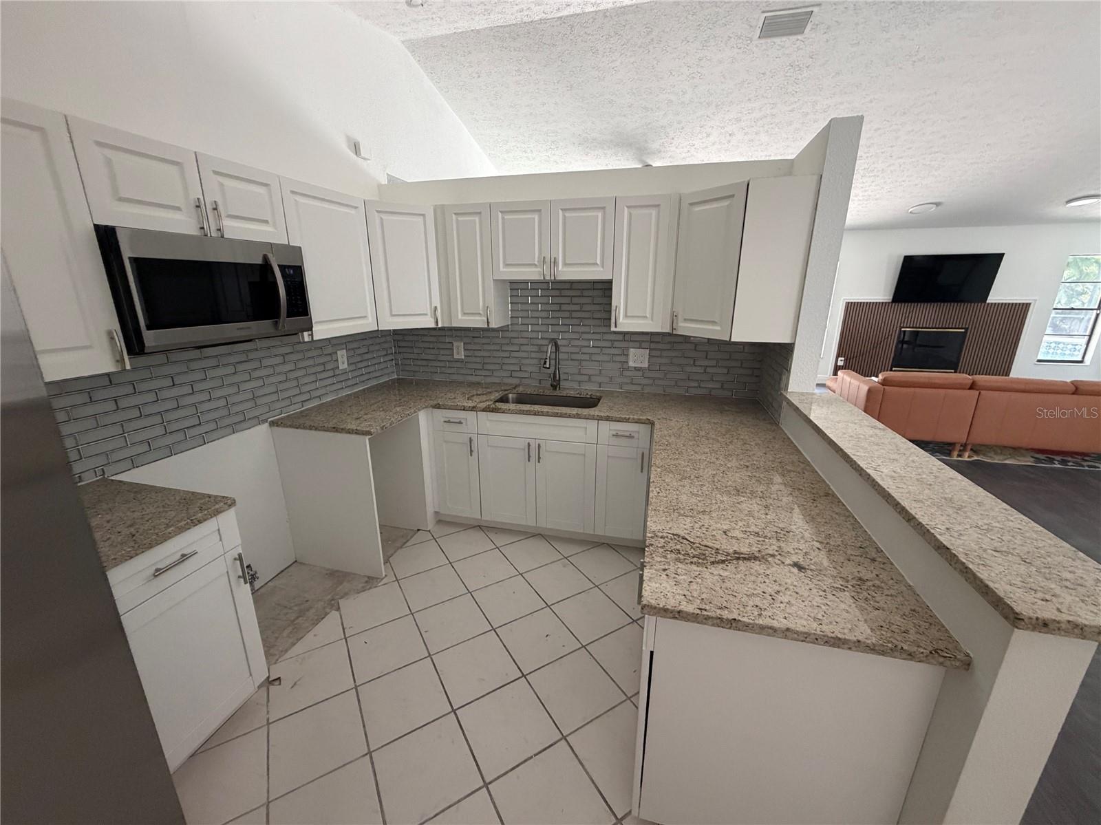 COUNTRY PLACE UNIT 5 - Residential