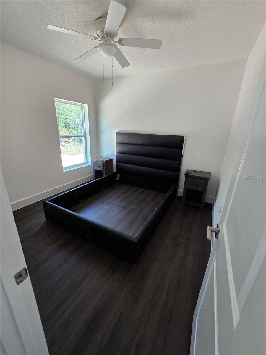 ROYAL HIGHLANDS - Residential Lease