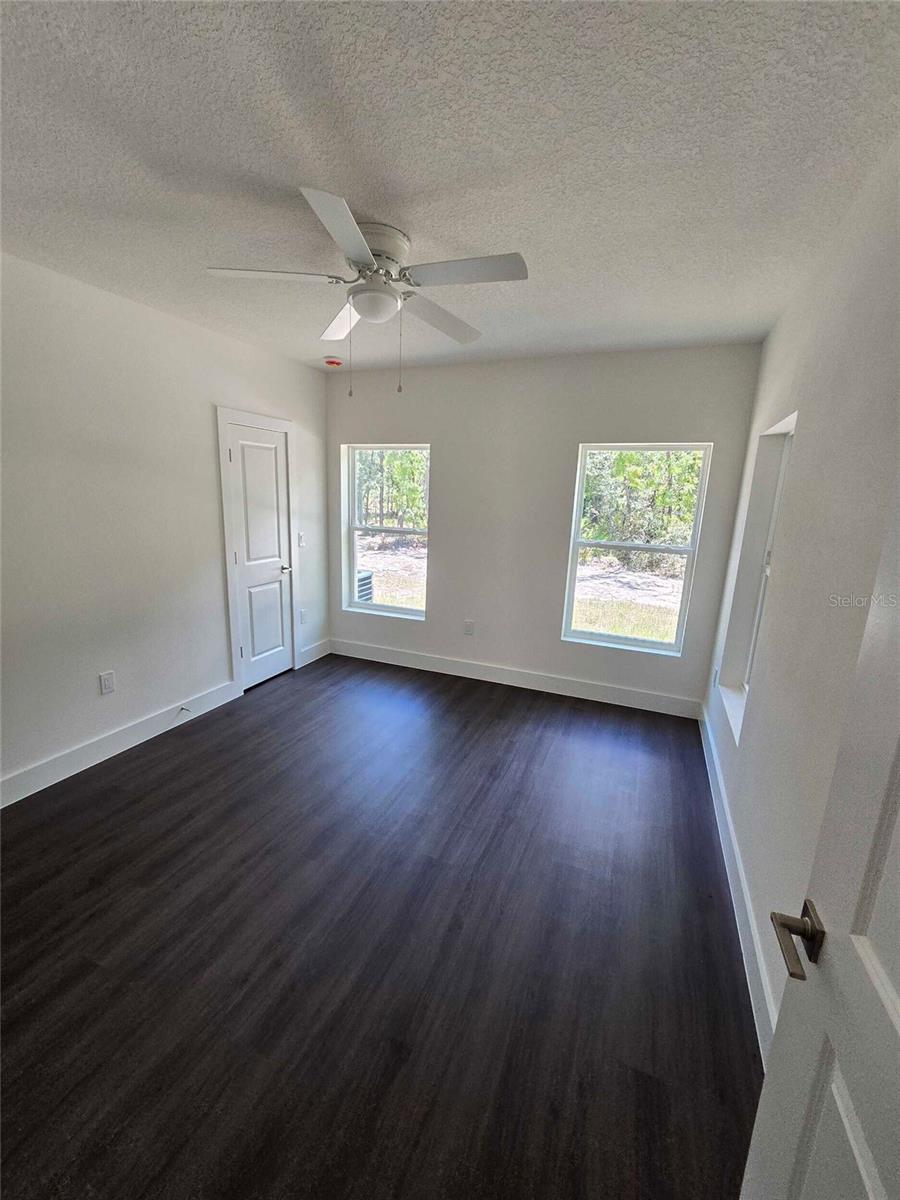 ROYAL HIGHLANDS - Residential Lease